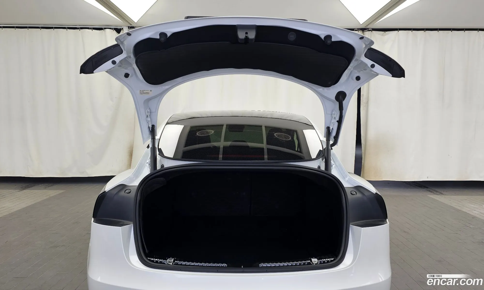 Tesla Model 3 2024 LRW3E7EK8RC162419 — 12