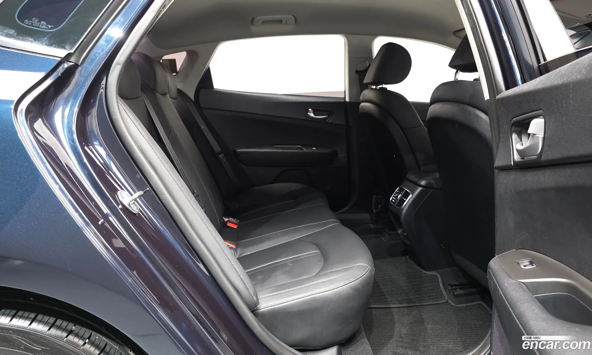 Kia K5 2018 KNAGS411BJA235720 — 11