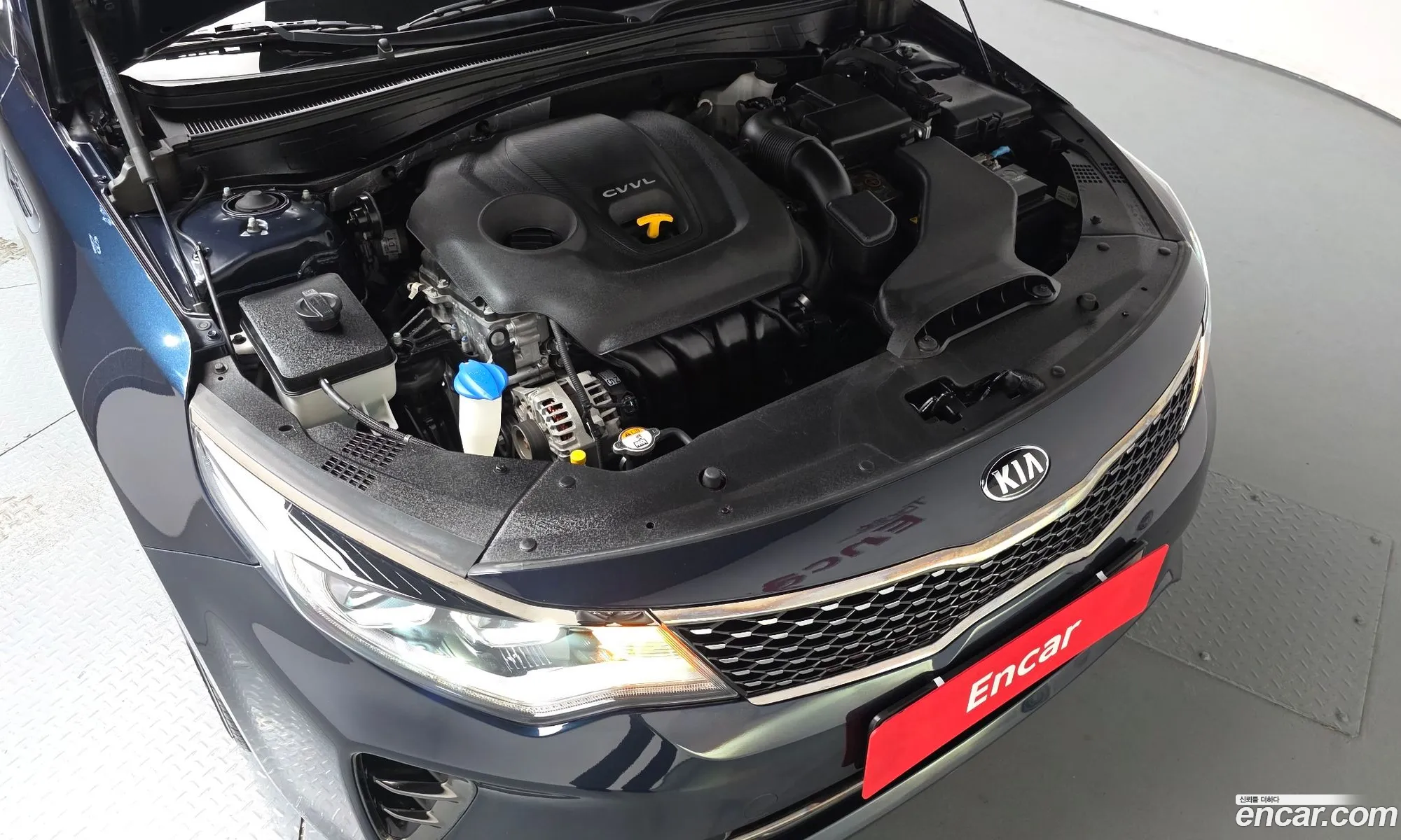 Kia K5 2018 KNAGS411BJA235720 — 12