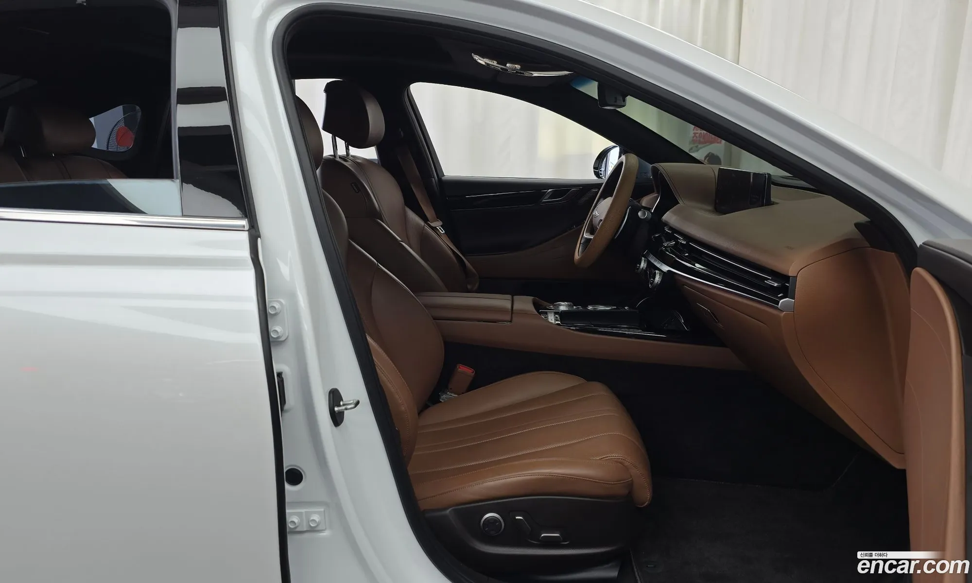 Genesis G80 2021 KMTGB41CDMU091995 — 17
