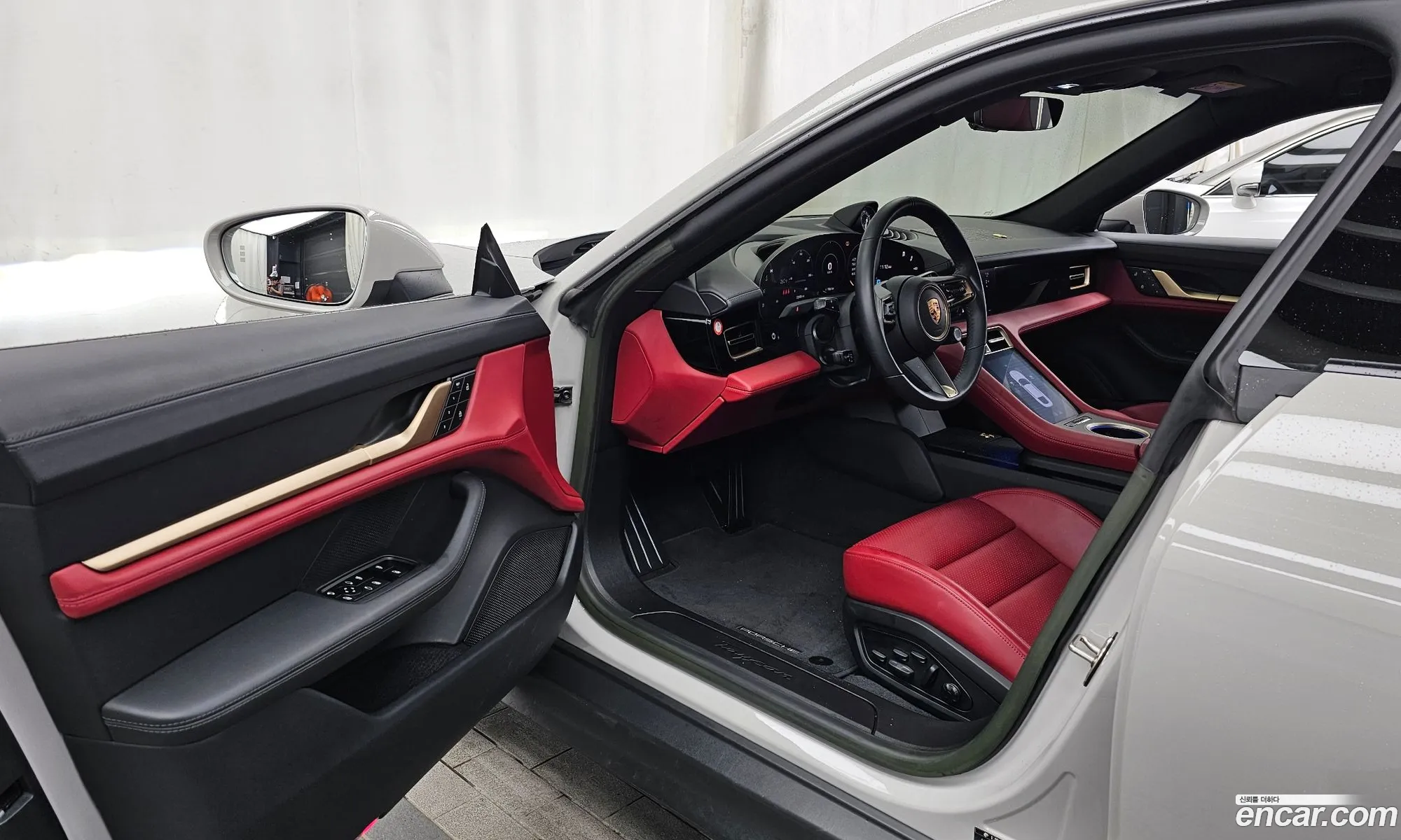 Porsche Taycan 2023 — 6
