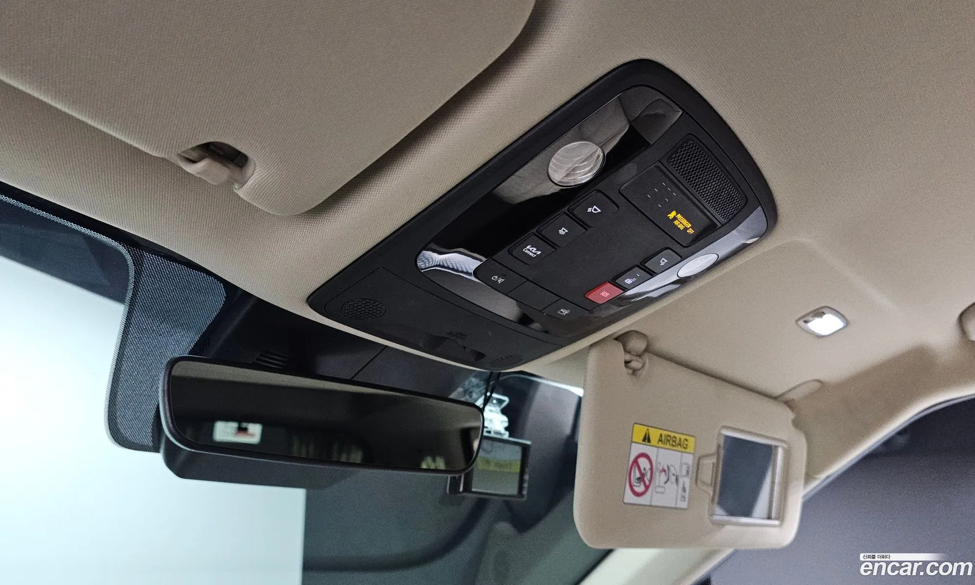 Kia Carnival 2022 — 7