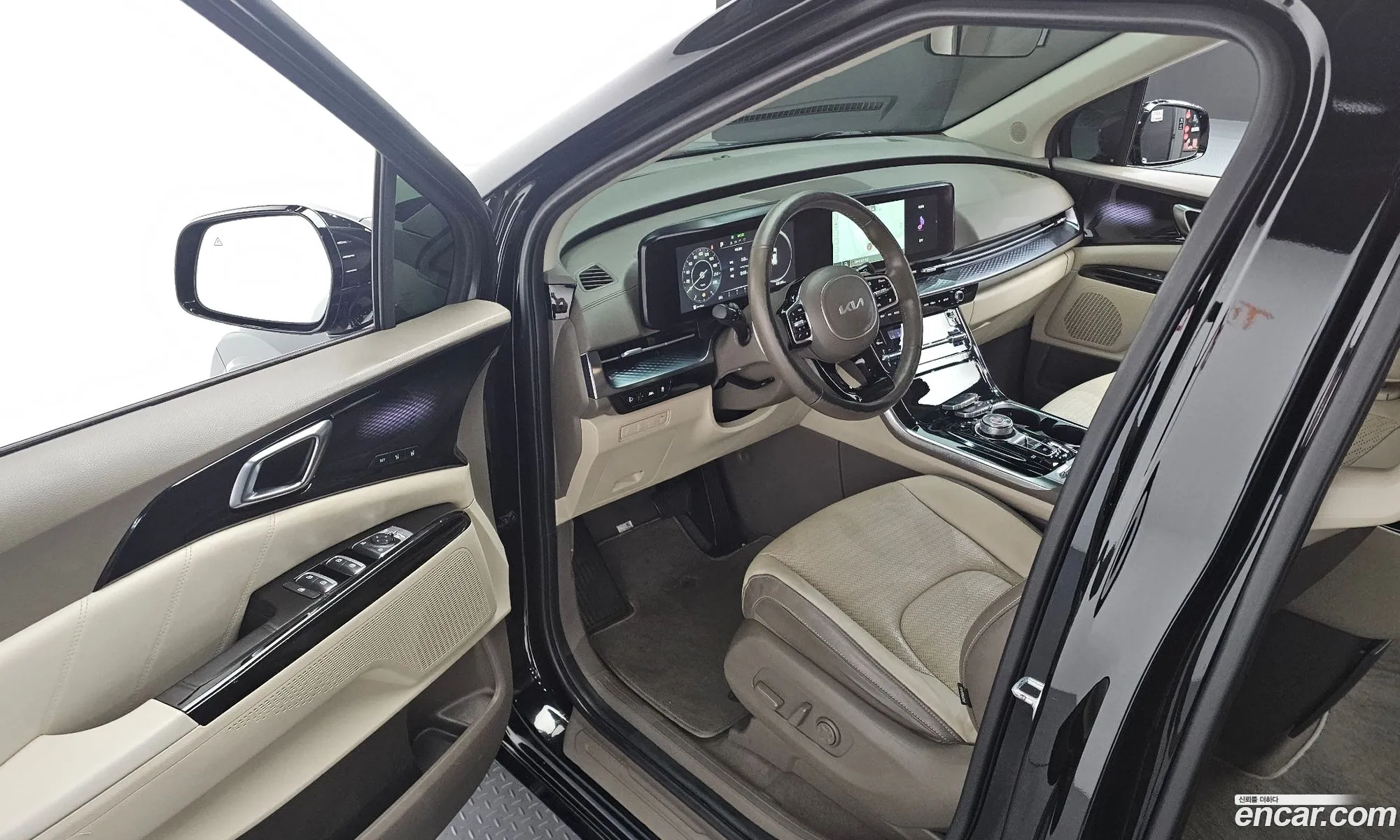 Kia Carnival 2022 — 10