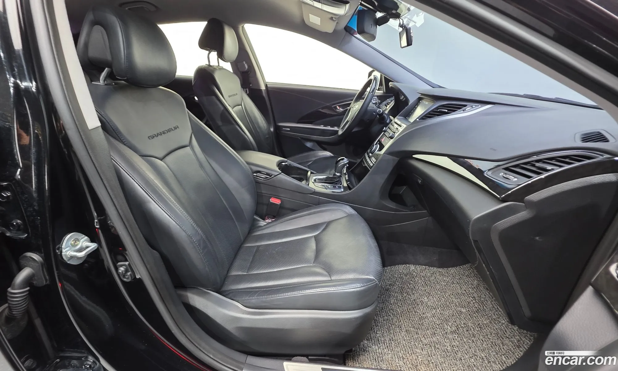 Hyundai Grandeur HG 2015 — 6