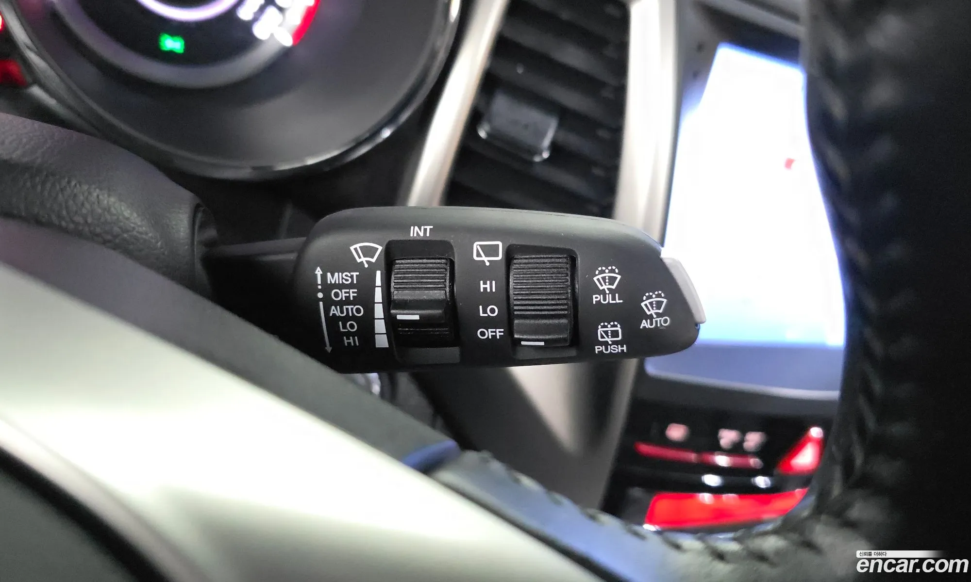 KG Mobility (SsangYong) Tivoli 2016 — 19