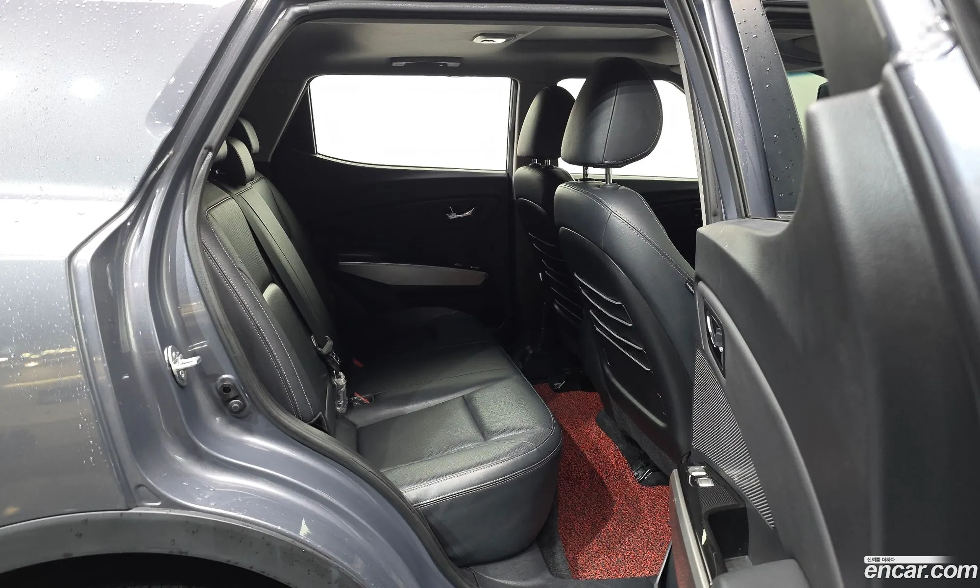 KG Mobility (SsangYong) Tivoli 2016 — 12
