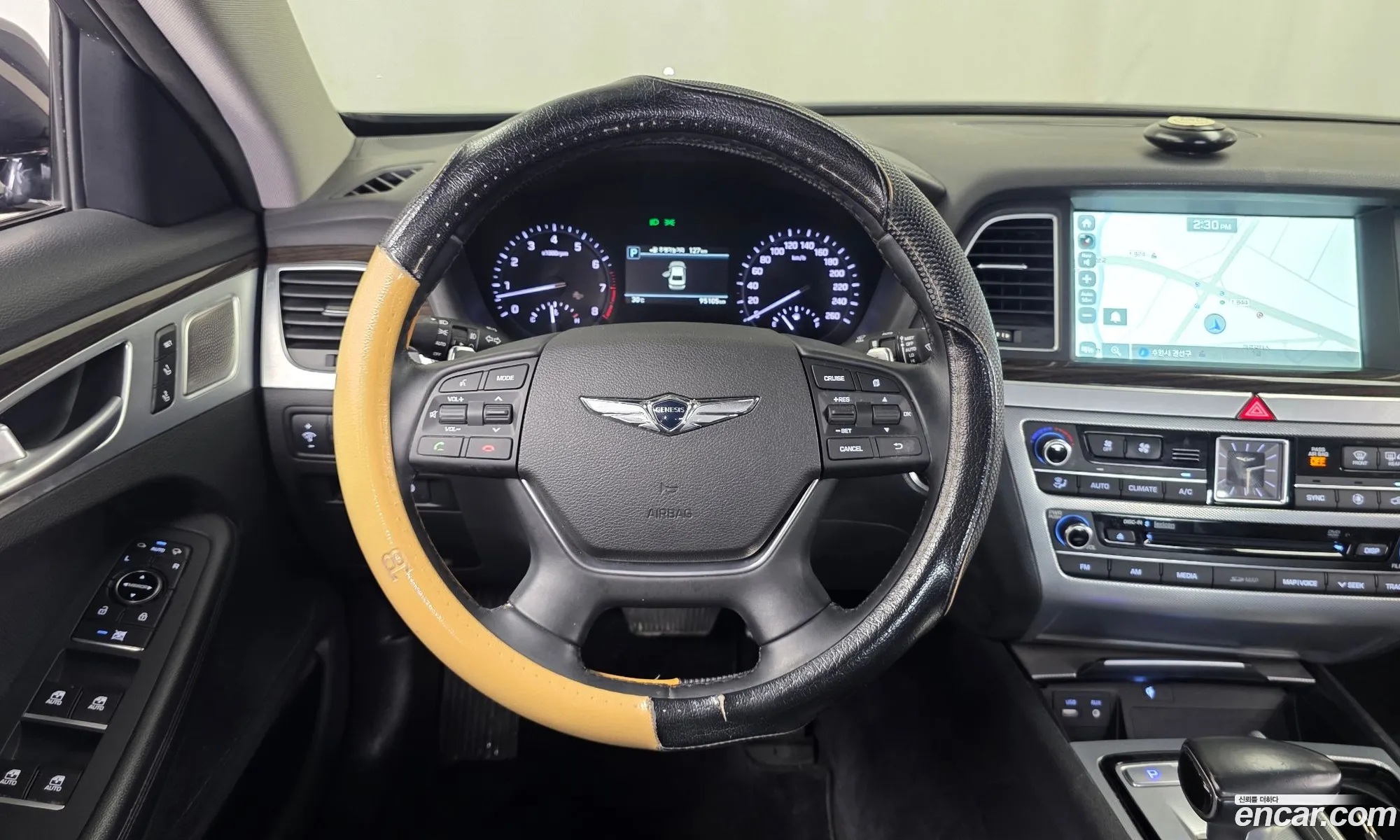 Genesis G80 2018 KMHGM41DDJU277792 — 5
