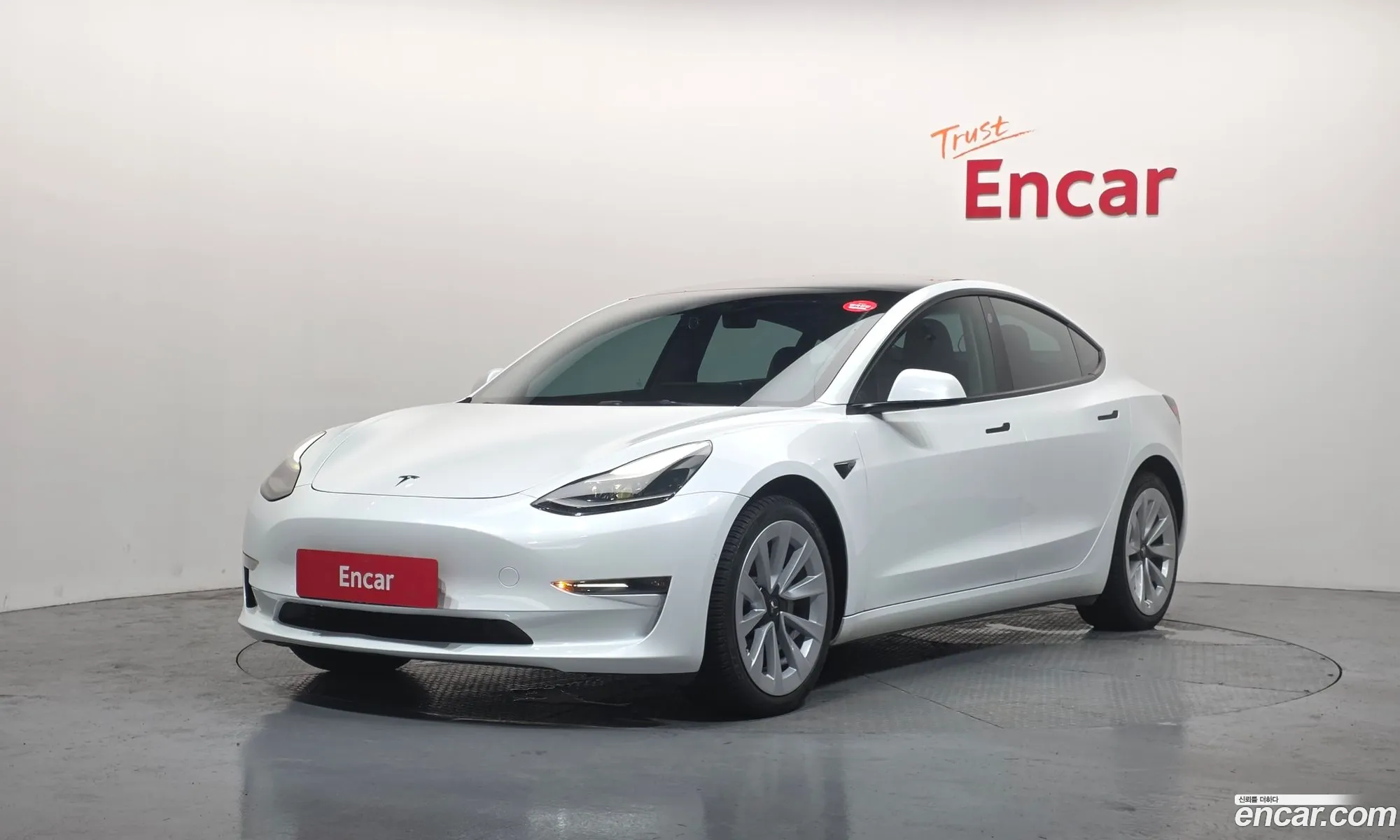 Tesla Model 3 2022 — 10