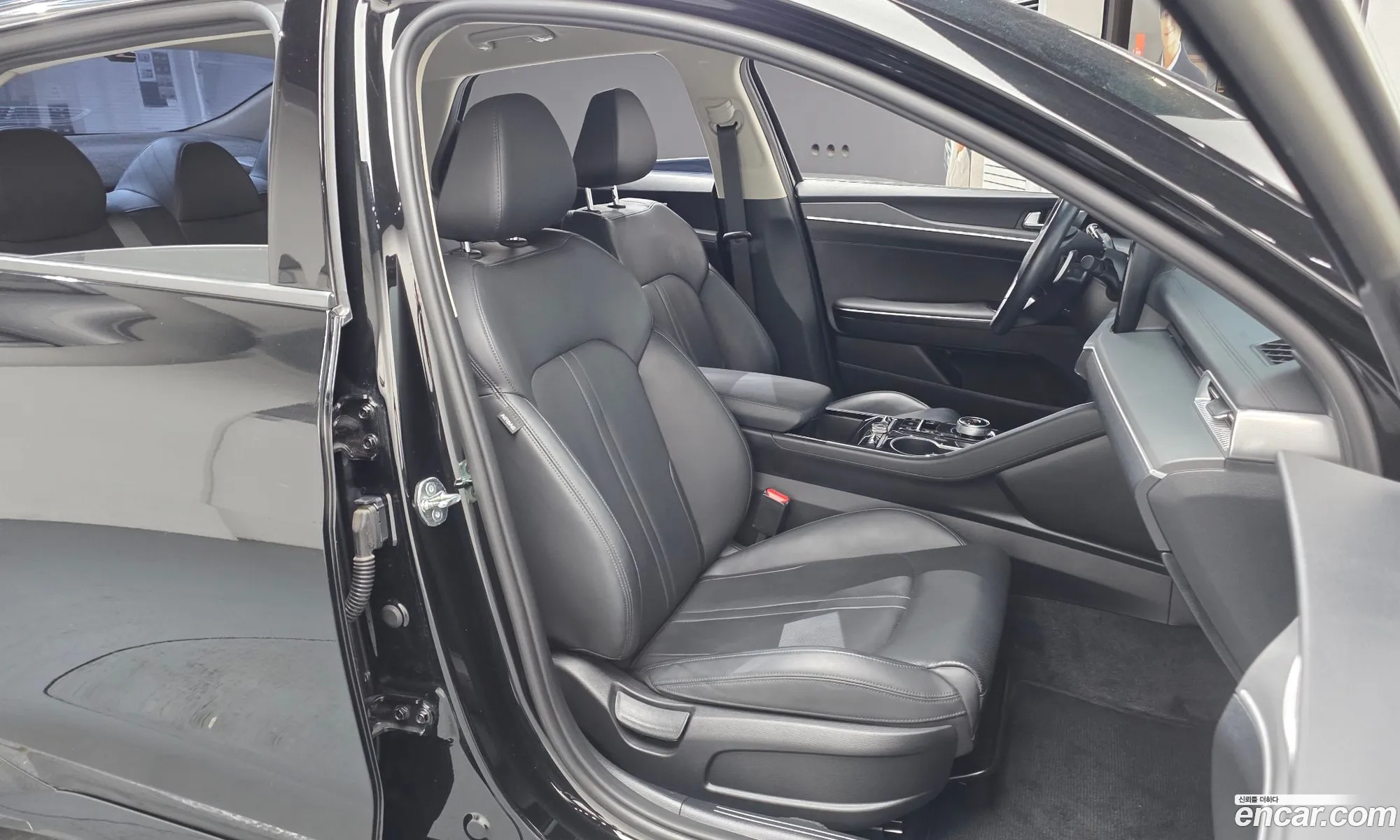 Kia K5 2023 — 3