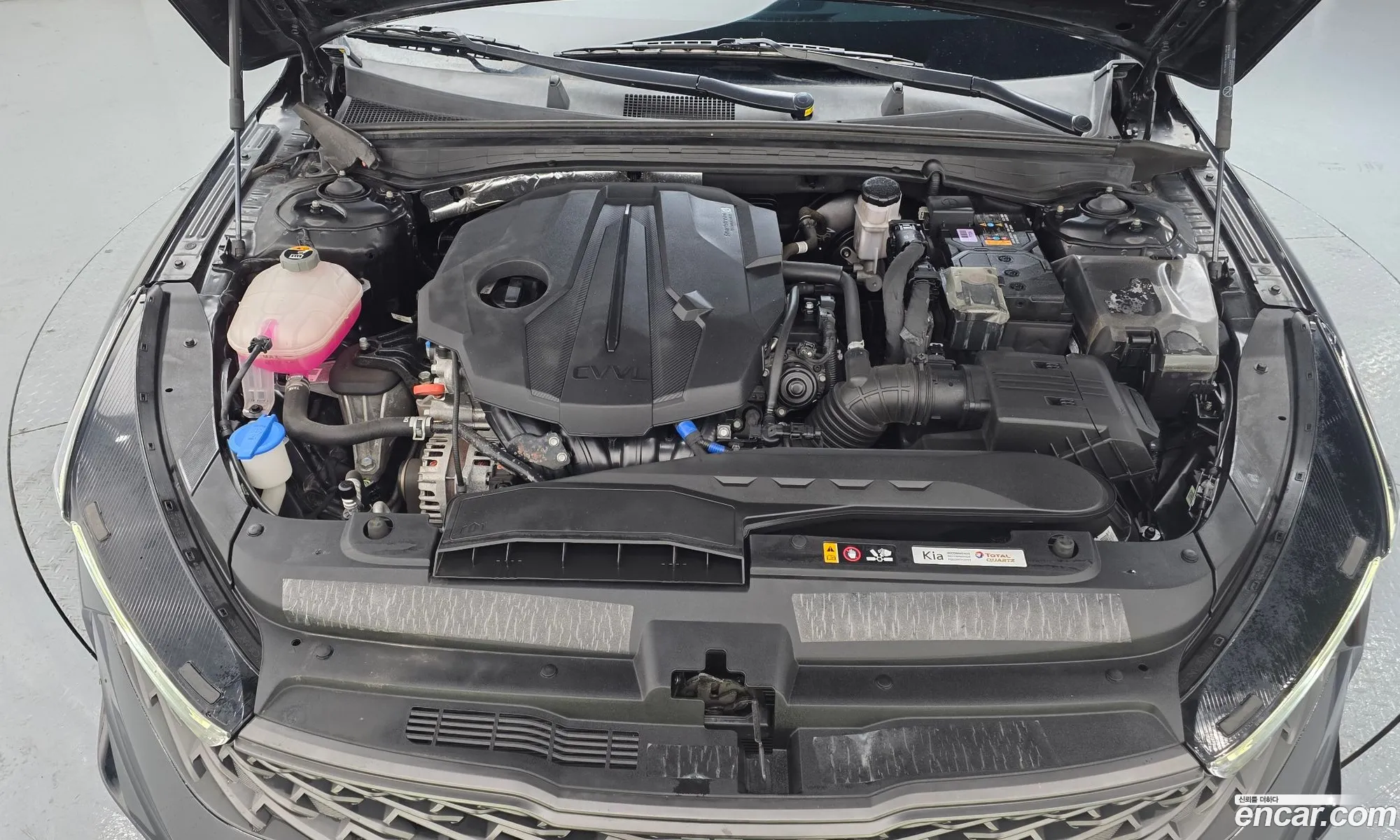 Kia K5 2023 — 10