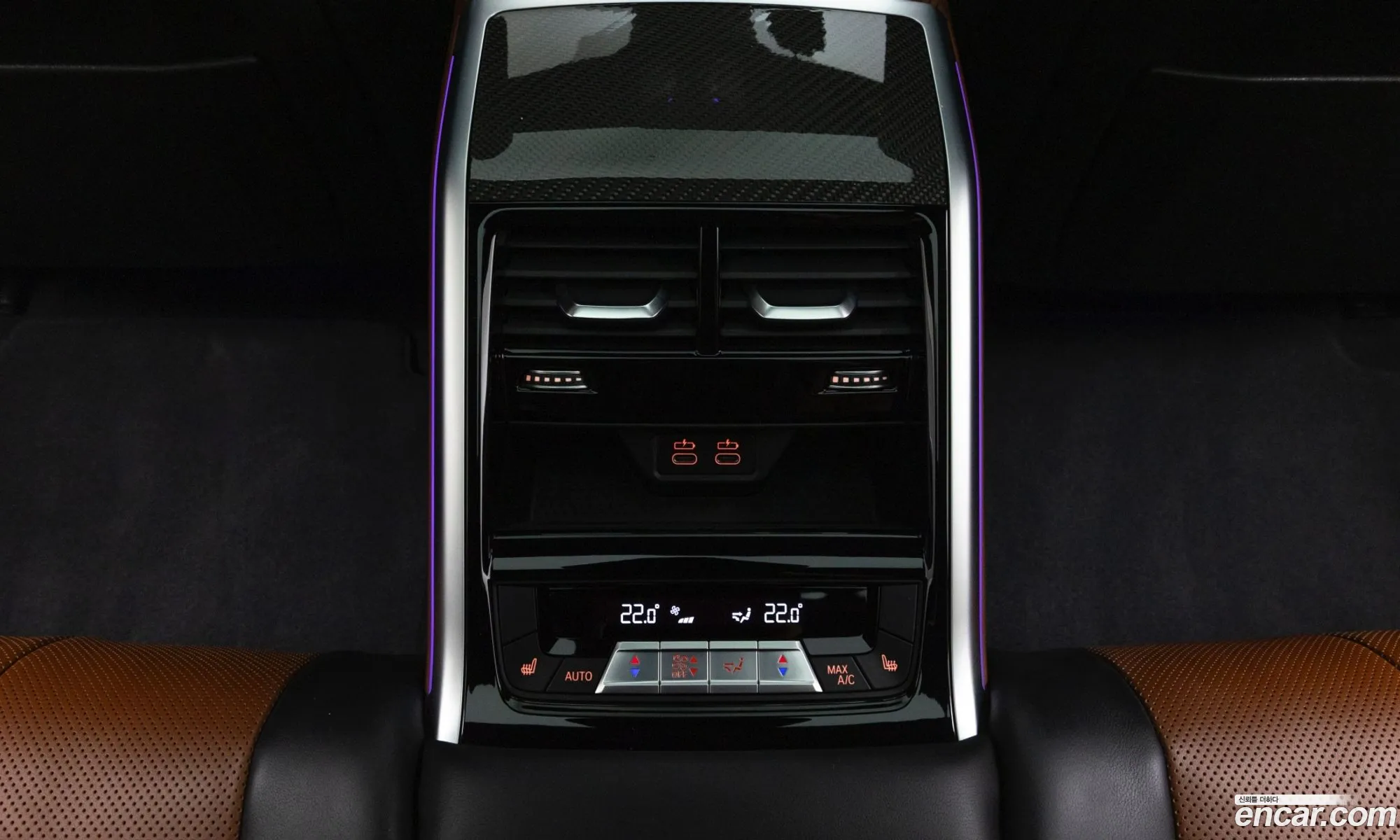 BMW 8 Series 2024 — 11