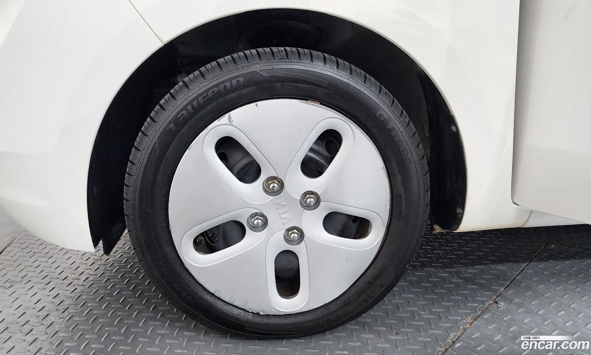 Kia Ray 2019 KNACF911BKT212873 — 19