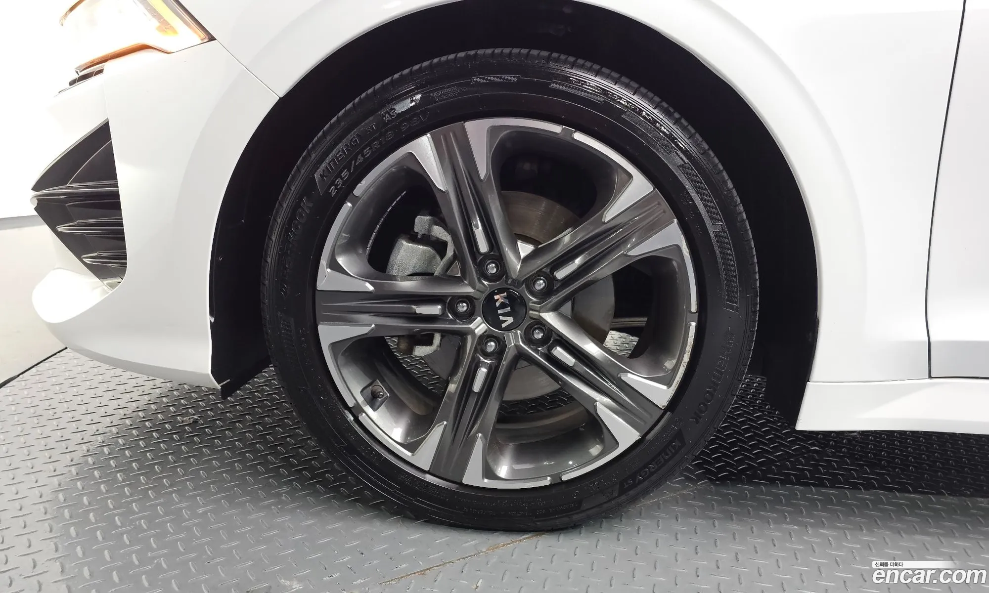 Kia K5 2020 KNAG341ABLA038225 — 18