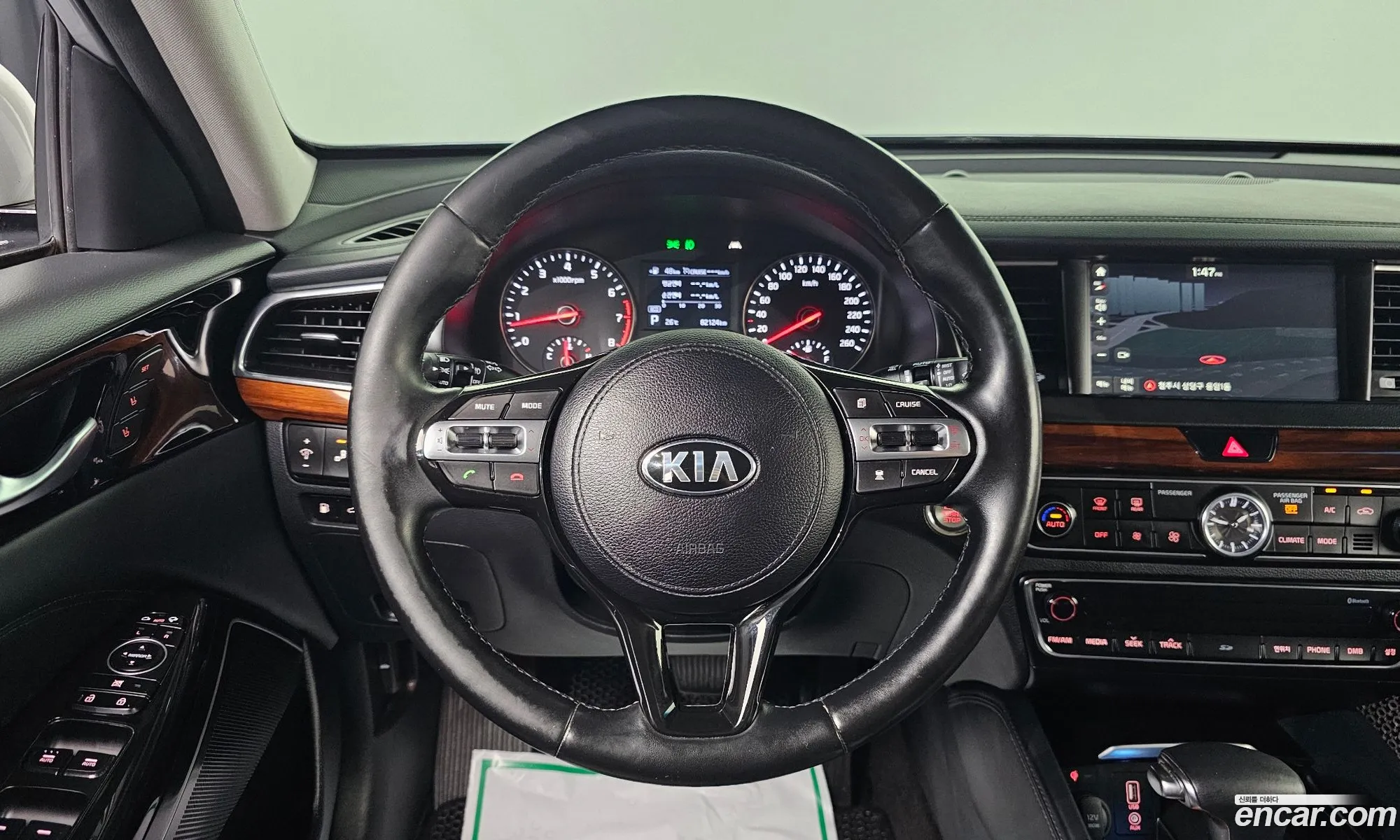 Kia K7 2016 — 17