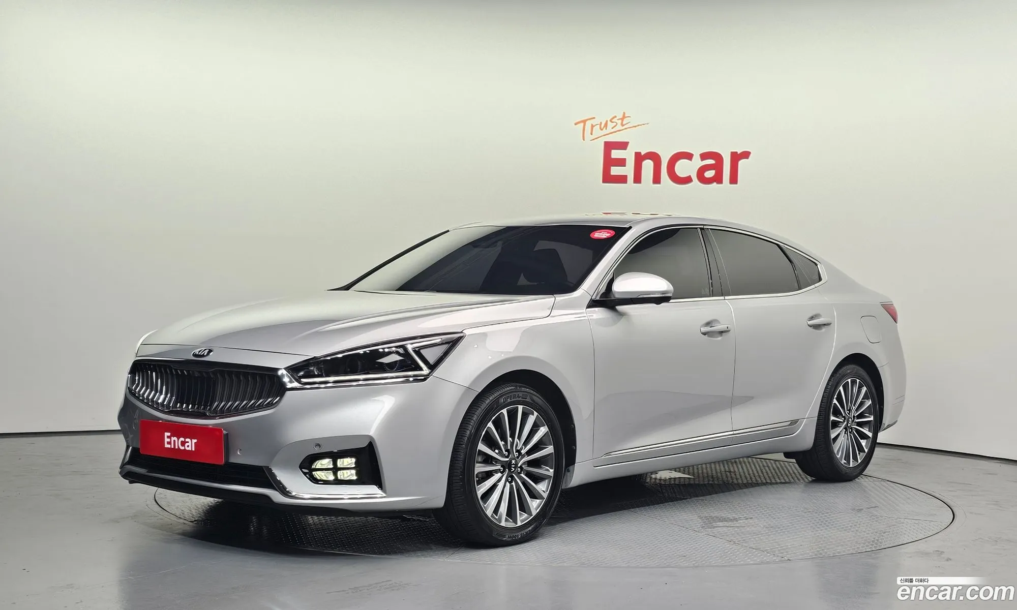 Kia K7 2016 — 18