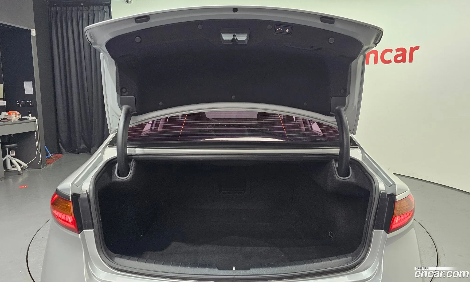 Kia K7 2016 — 14