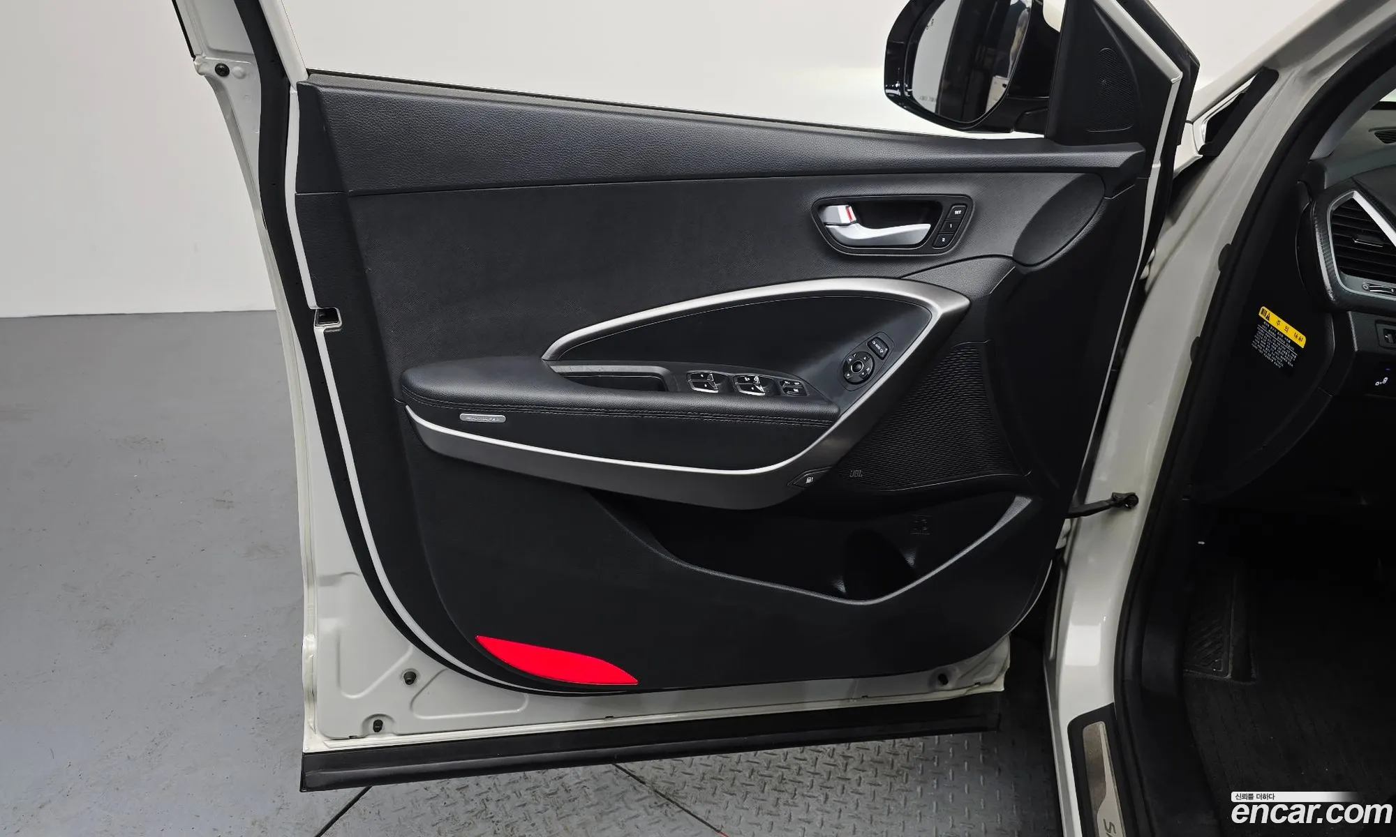 Hyundai Santa Fe the Prime 2016 KMHSW81XBGU678973 — 23