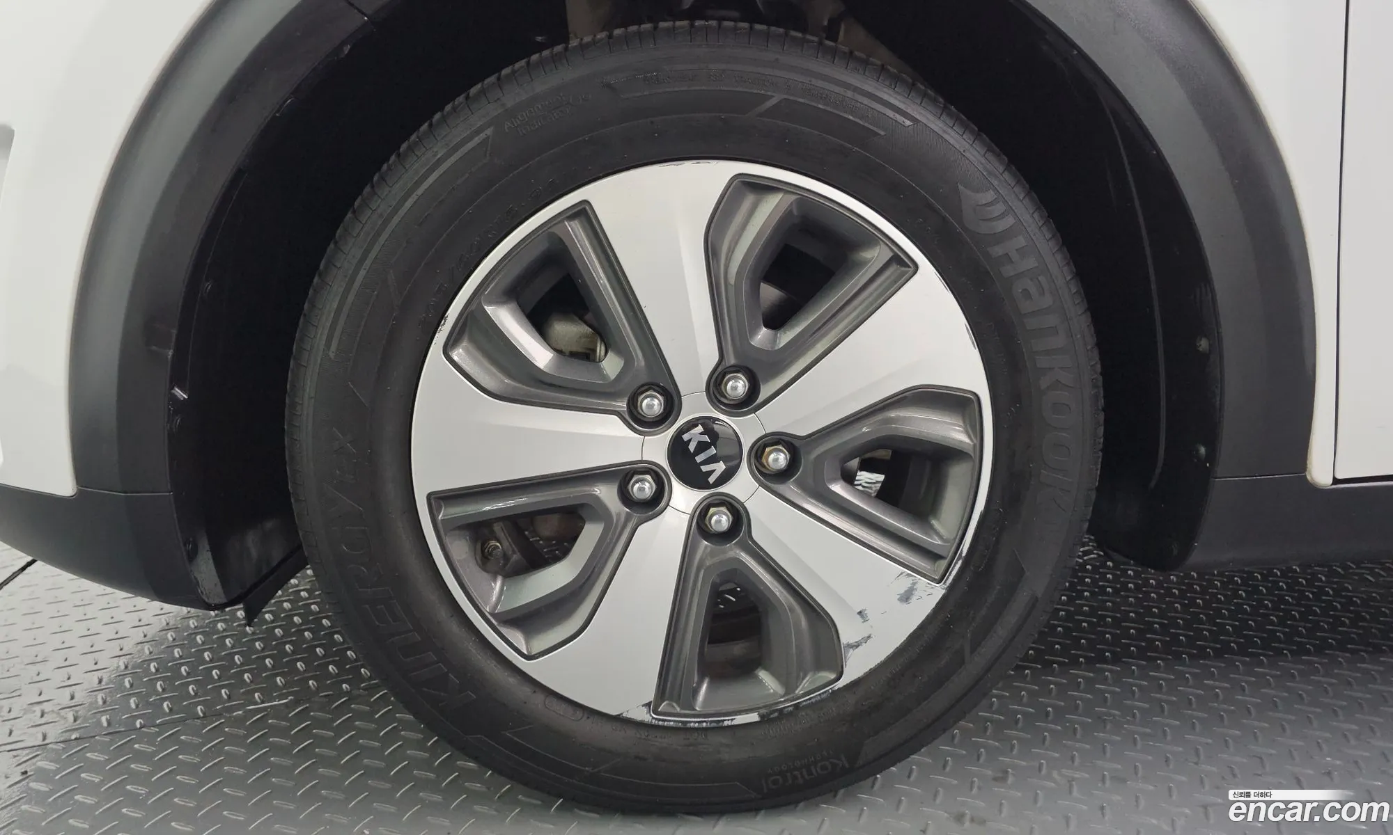 Kia Niro 2017 KNACB81CGHA057597 — 15