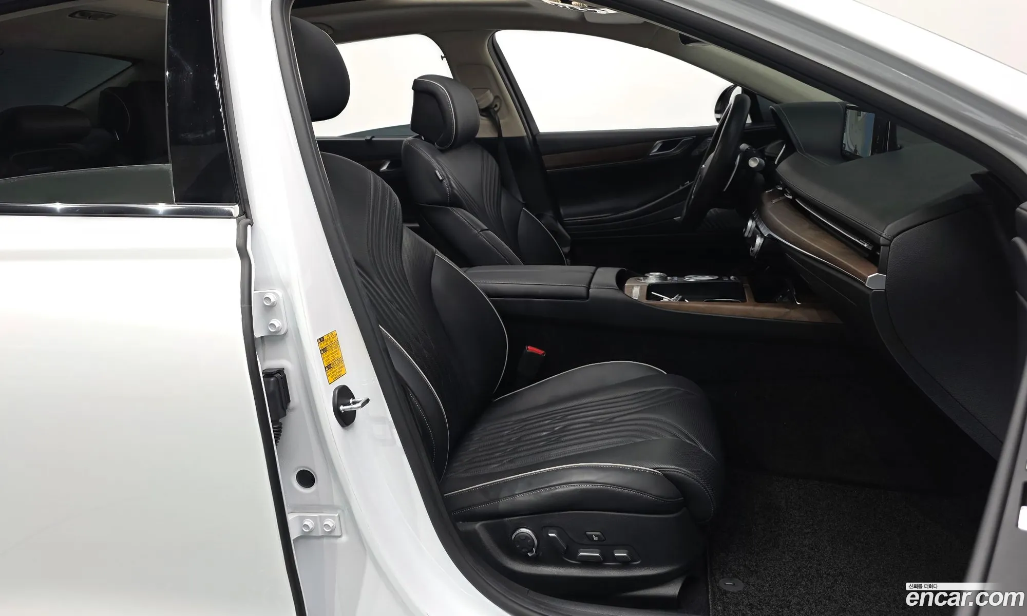 Genesis G80 2022 KMTGB41CDNU154940 — 27