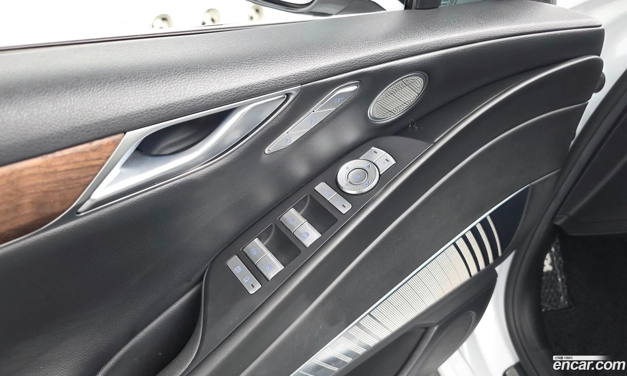 Genesis G80 2022 KMTGB41CDNU154940 — 33