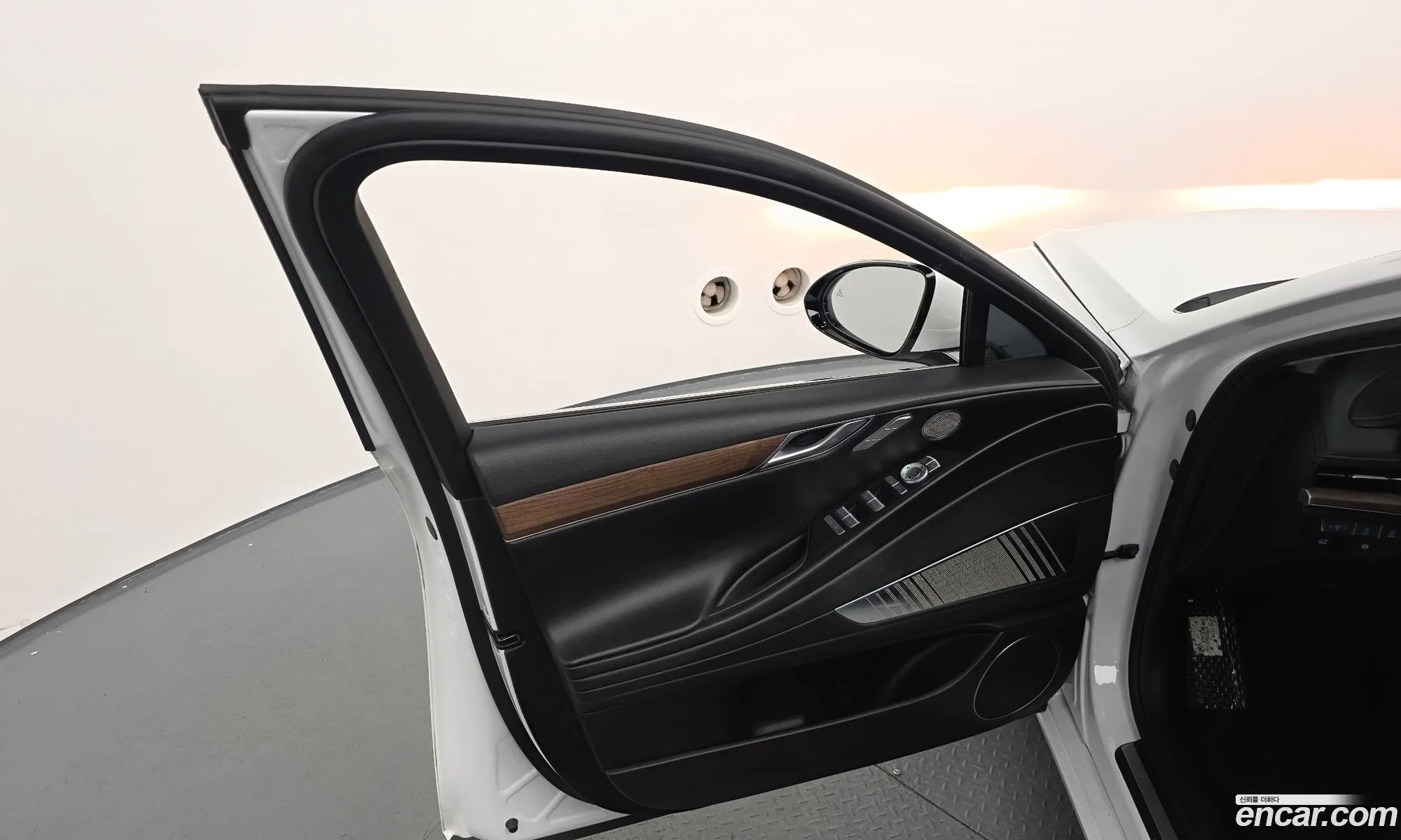 Genesis G80 2022 KMTGB41CDNU154940 — 42