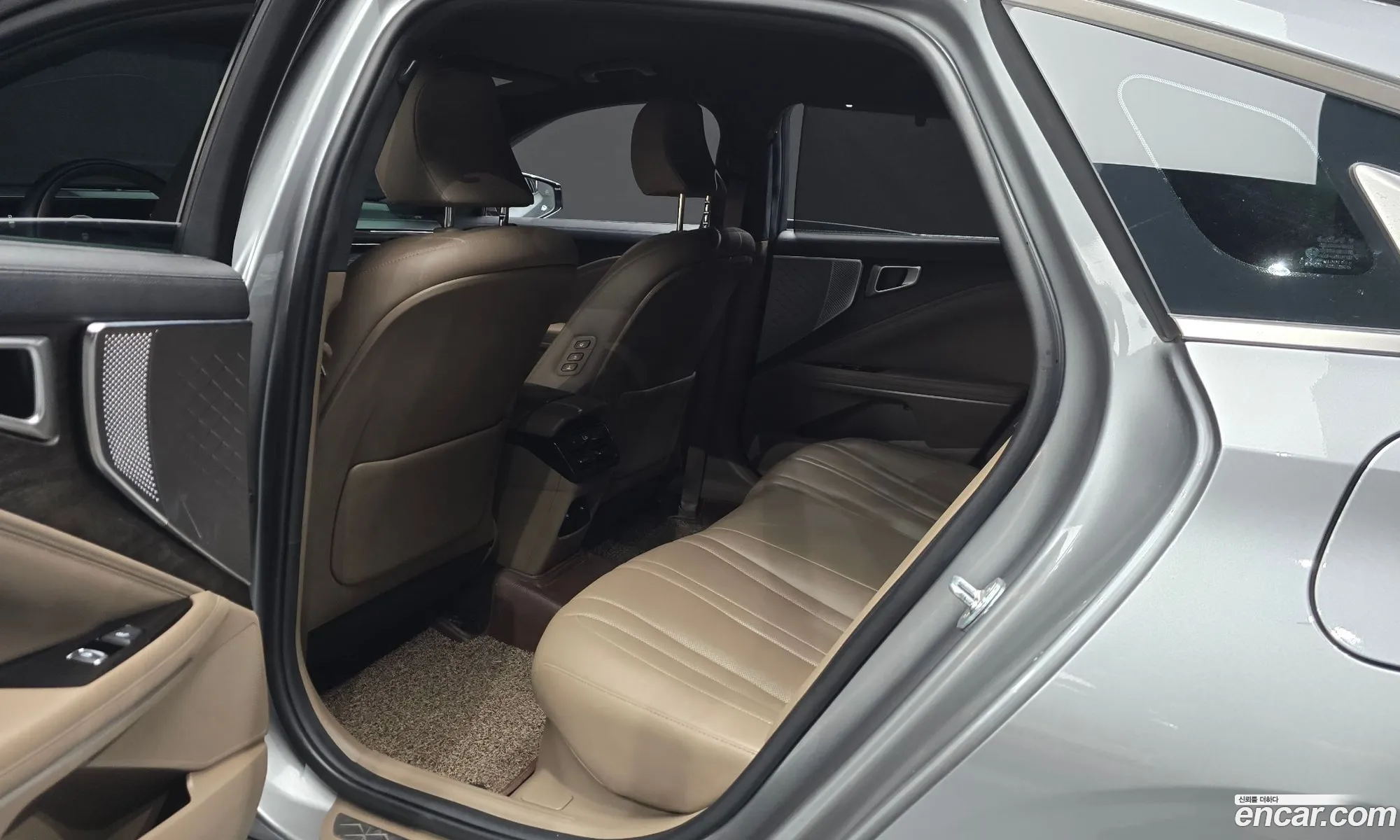 Kia K8 Hybrid 2022 KNAM2411BNA021452 — 12