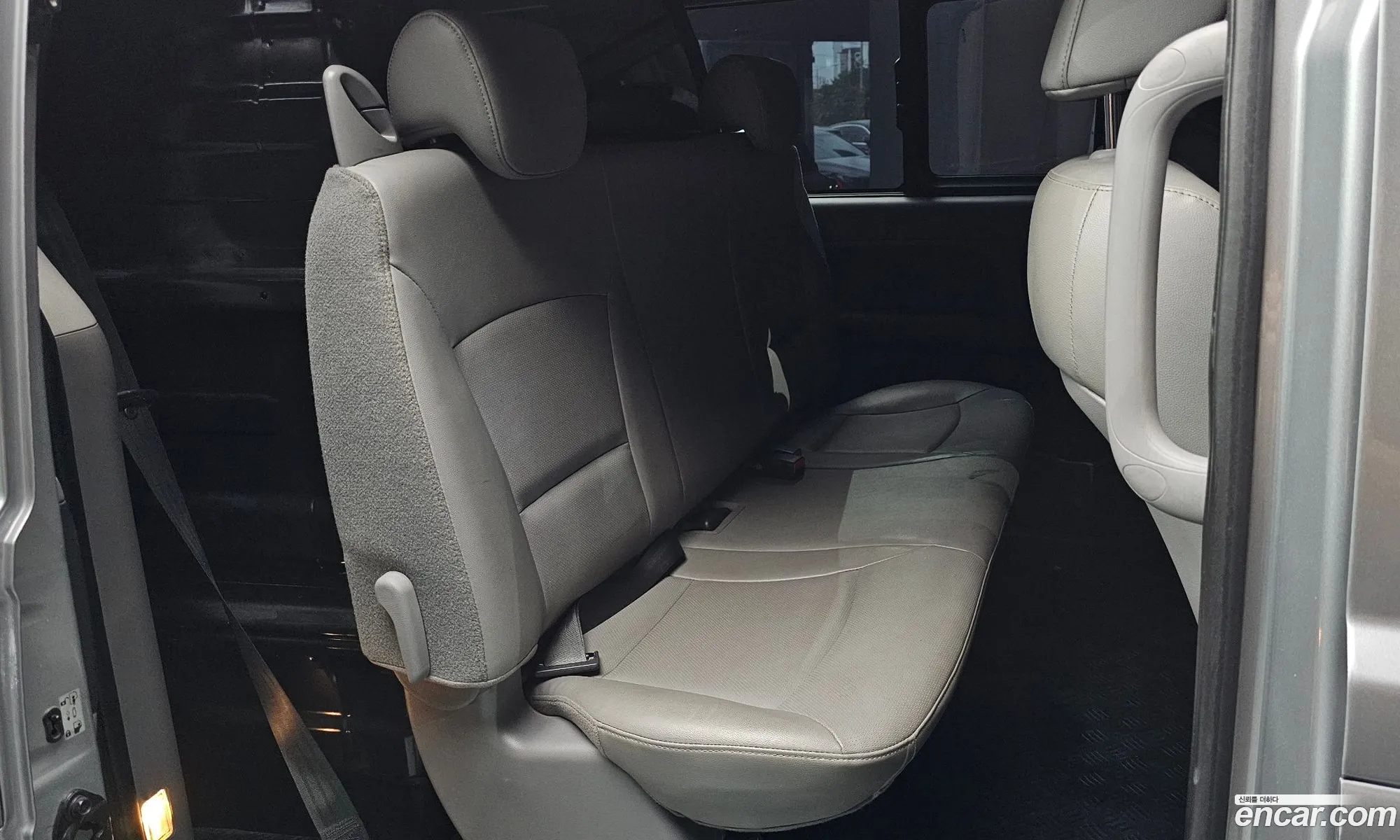 Hyundai Grand Starex 2020 — 23
