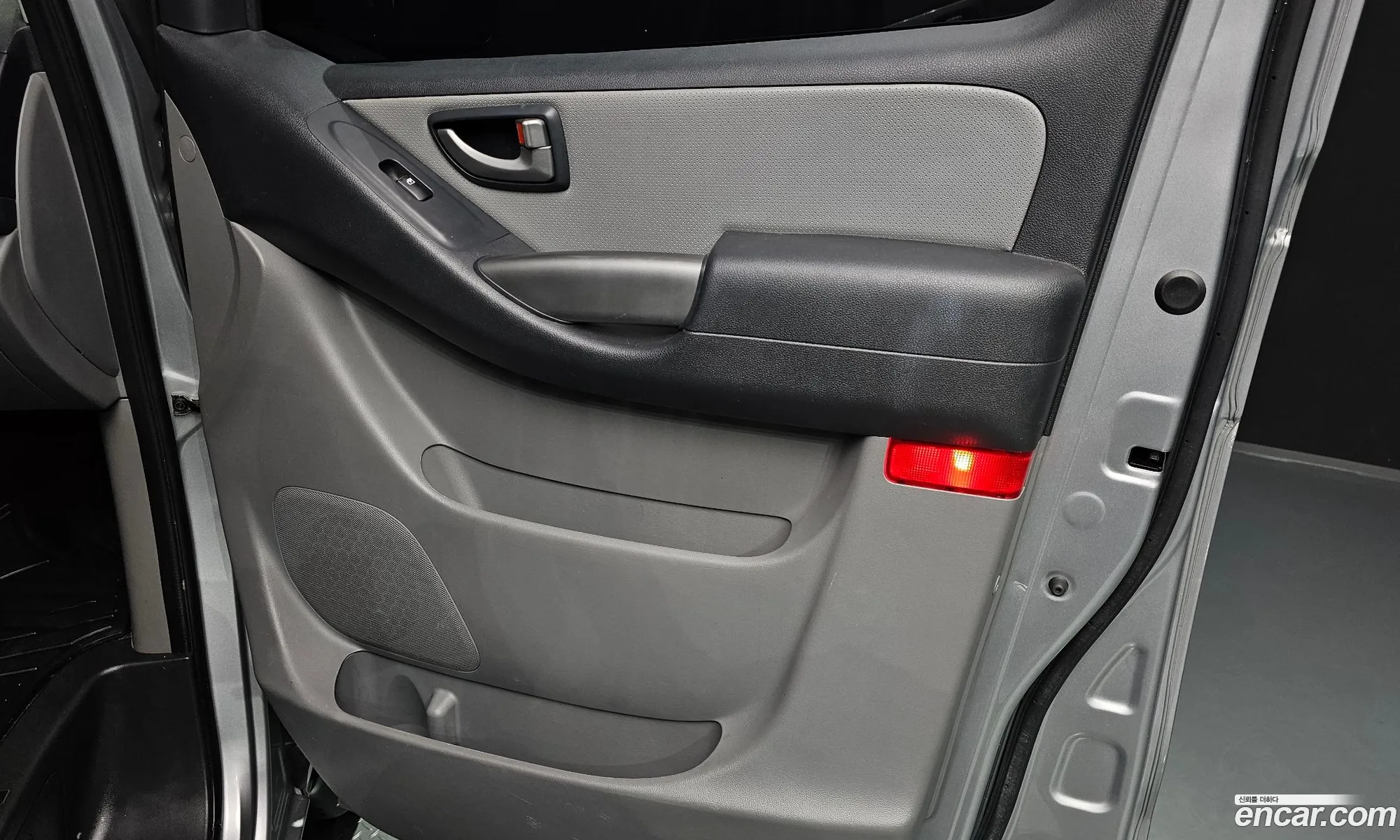 Hyundai Grand Starex 2020 — 25