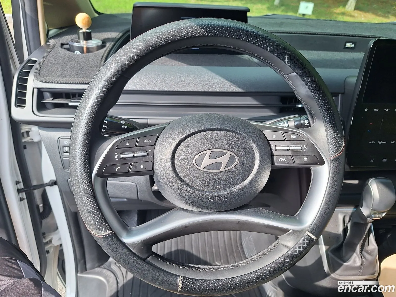Hyundai Staria 2025 — 7