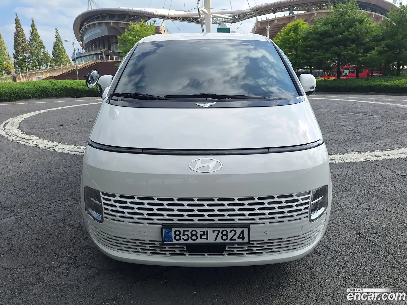 Hyundai Staria 2025 — 20