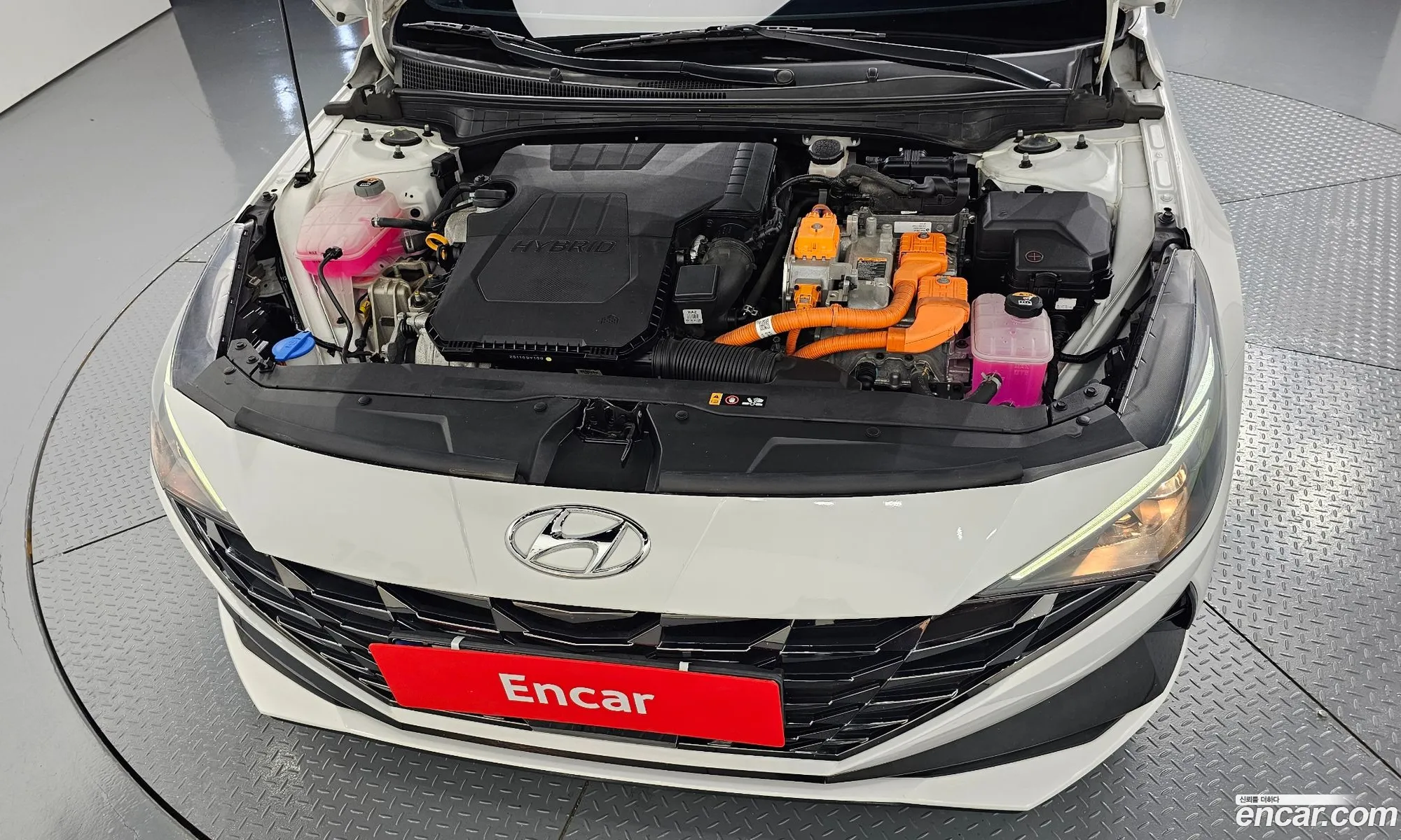 Hyundai Elantra Hybrid 2023 — 26