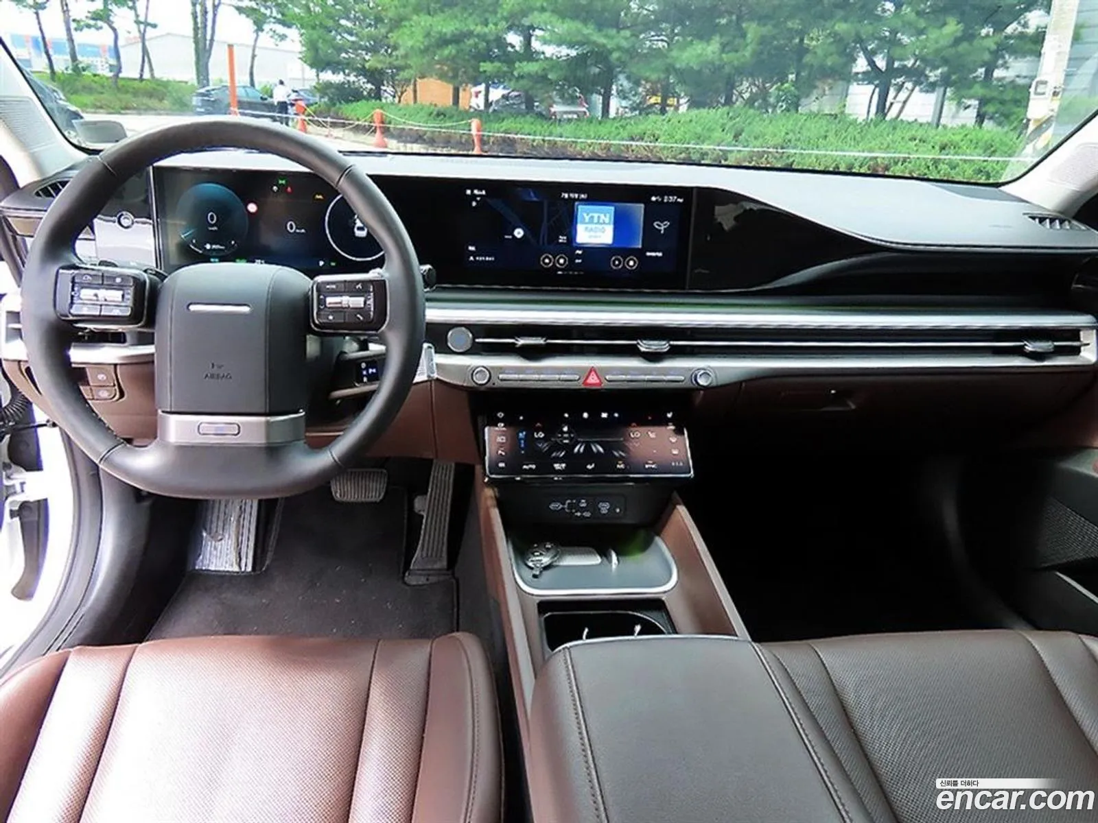 Hyundai Grandeur Hybrid 2023 — 12