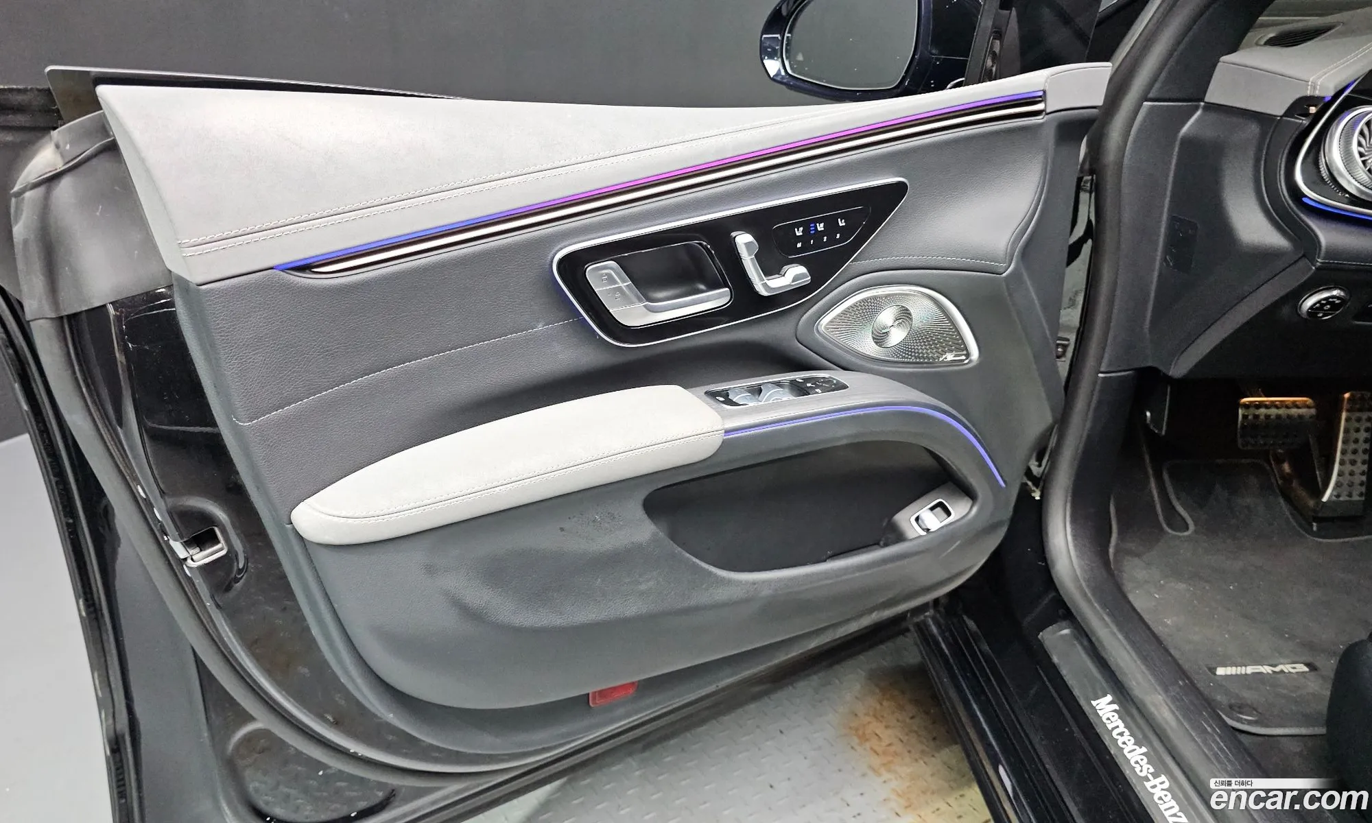 Mercedes-Benz EQS V297 2023 — 35