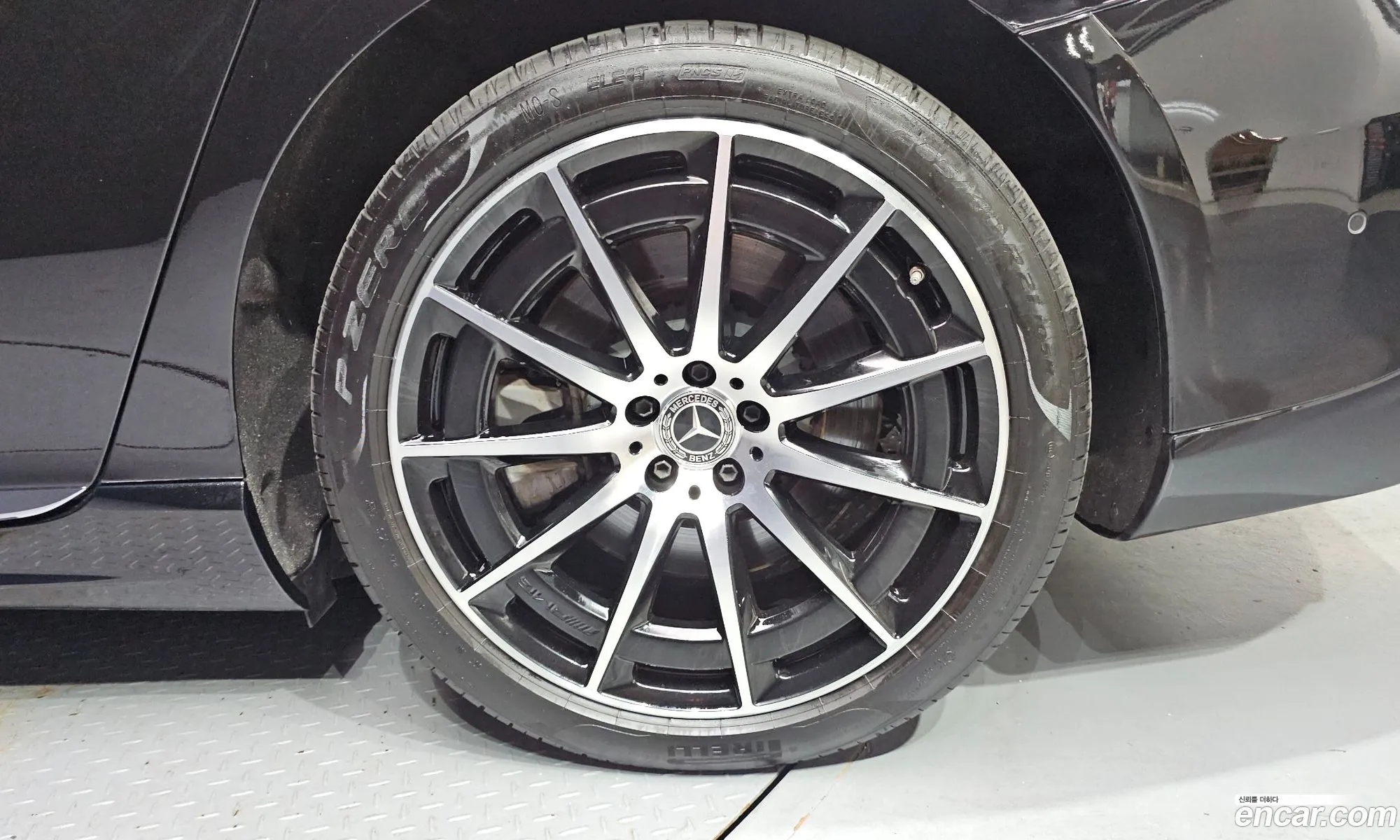 Mercedes-Benz EQS V297 2023 — 13