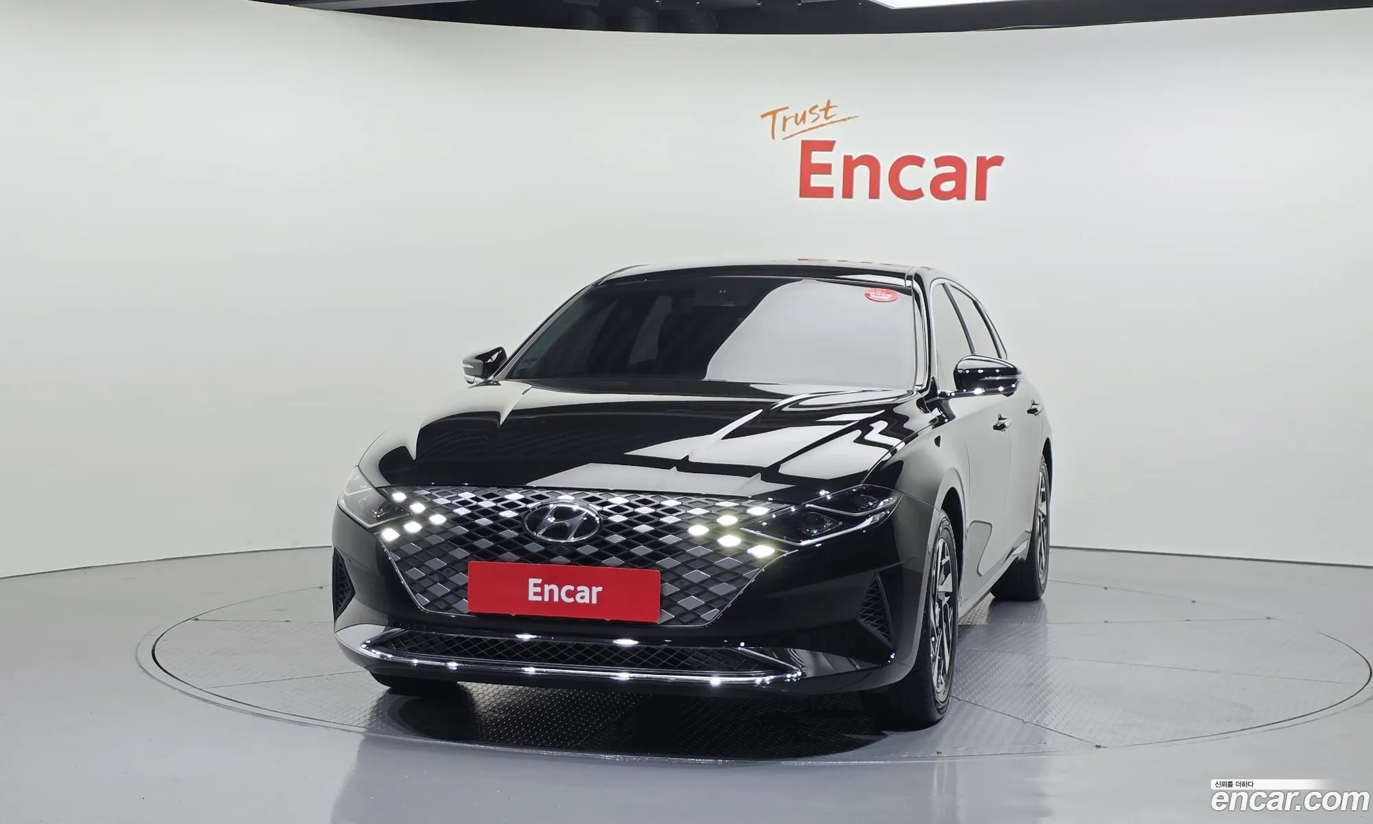 Hyundai Grandeur IG Hybrid