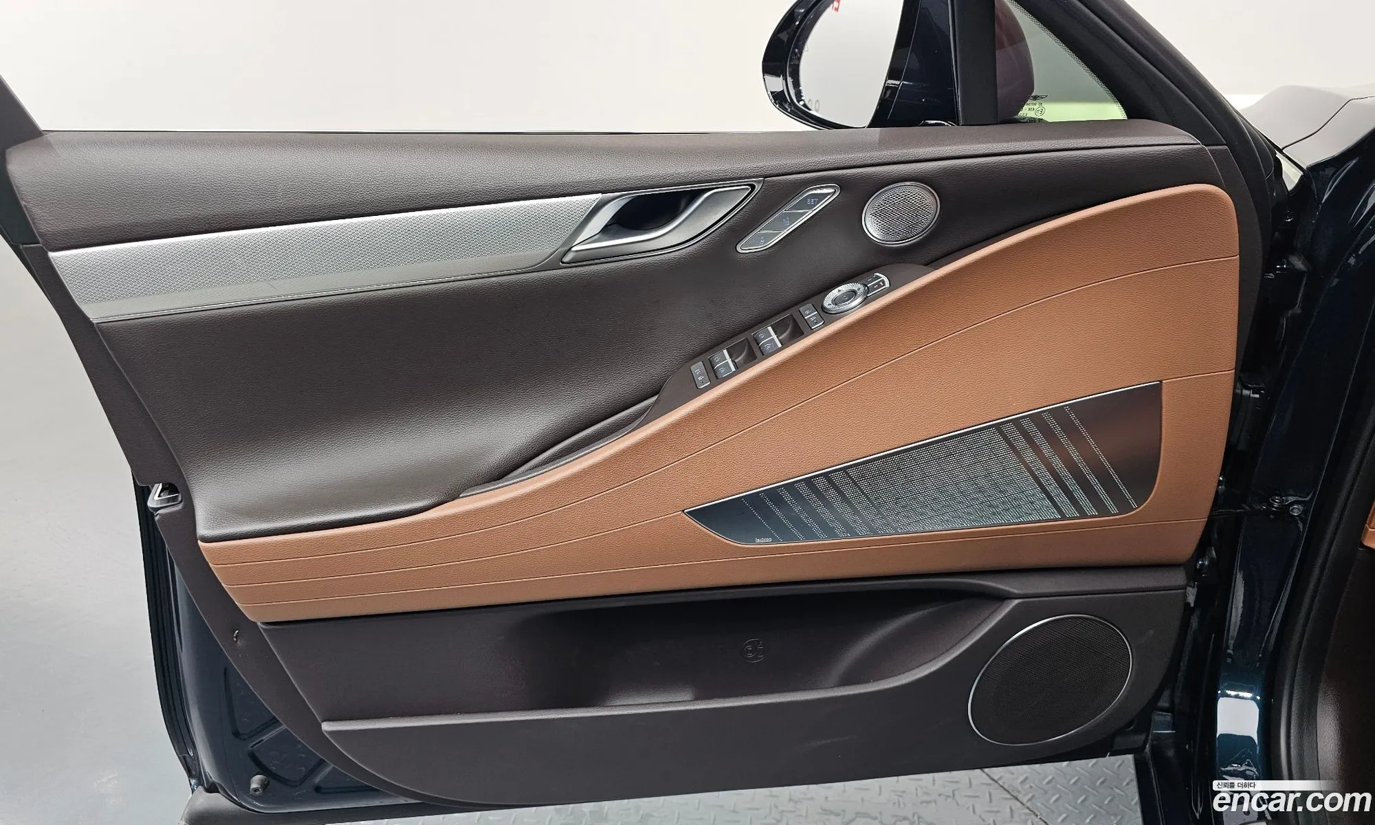 Genesis Electrified G80