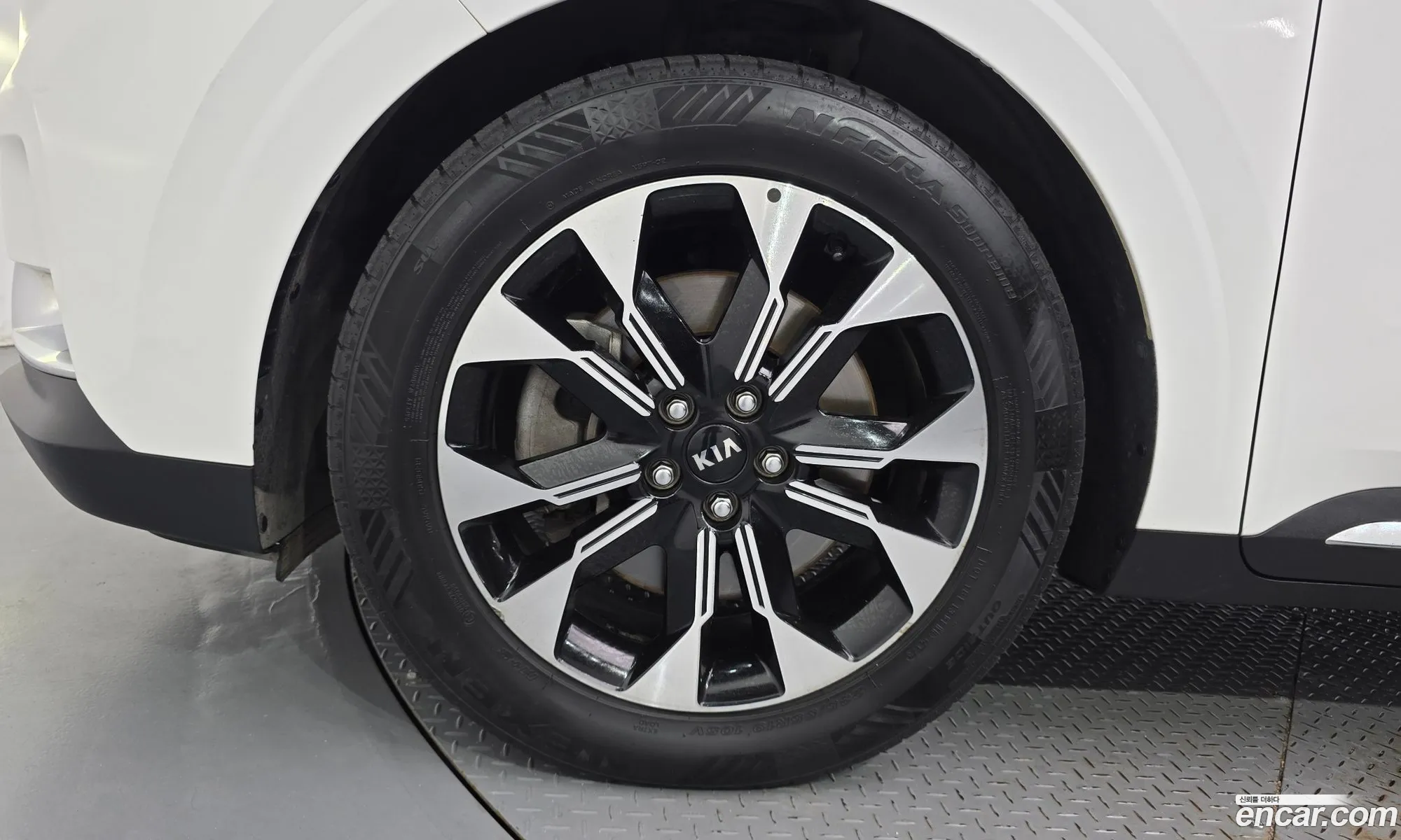 Kia Carnival 2021 KNANC81BBMS127830 — 5