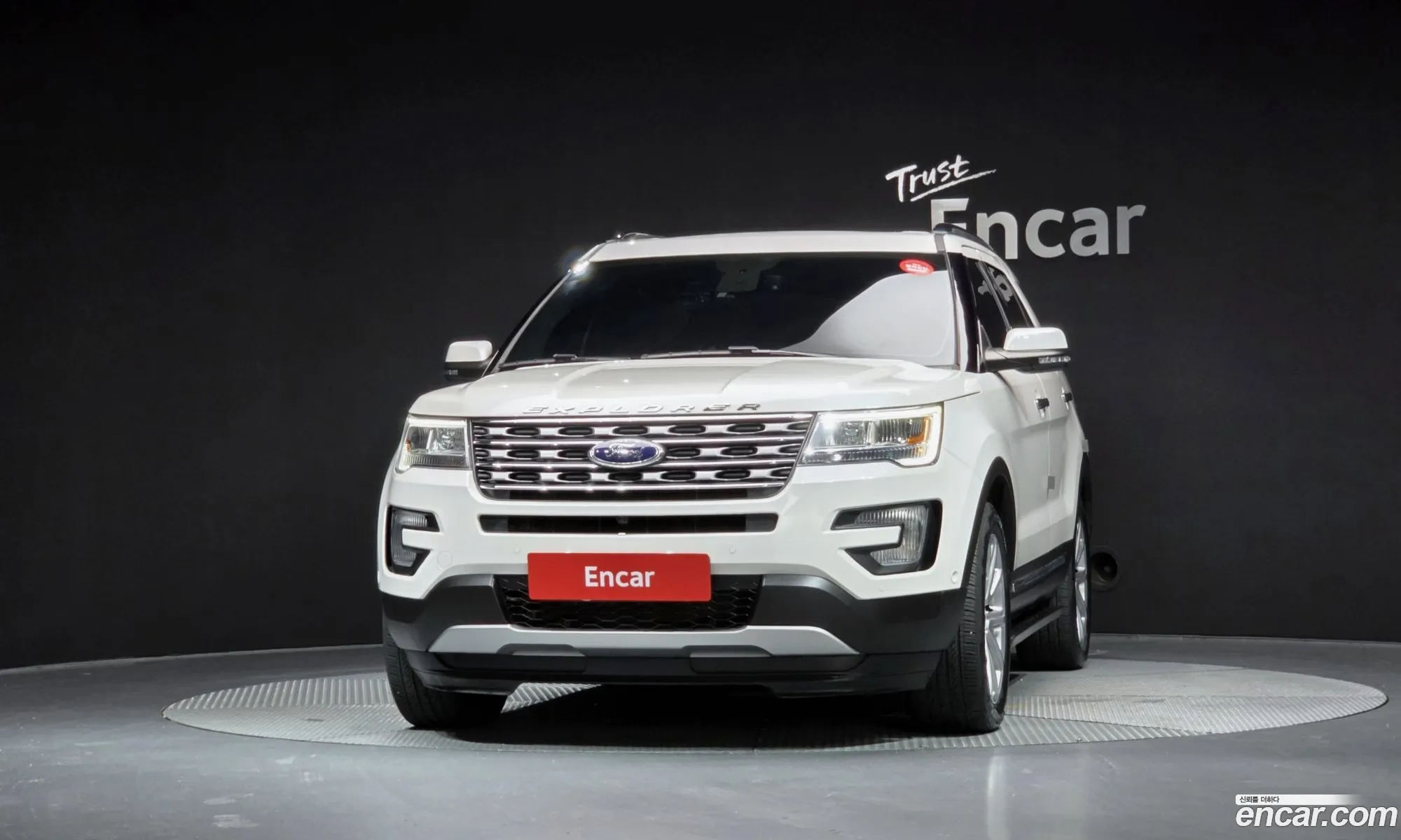 Ford Explorer 2017 1FM5K8F8XHGC71724 — 4