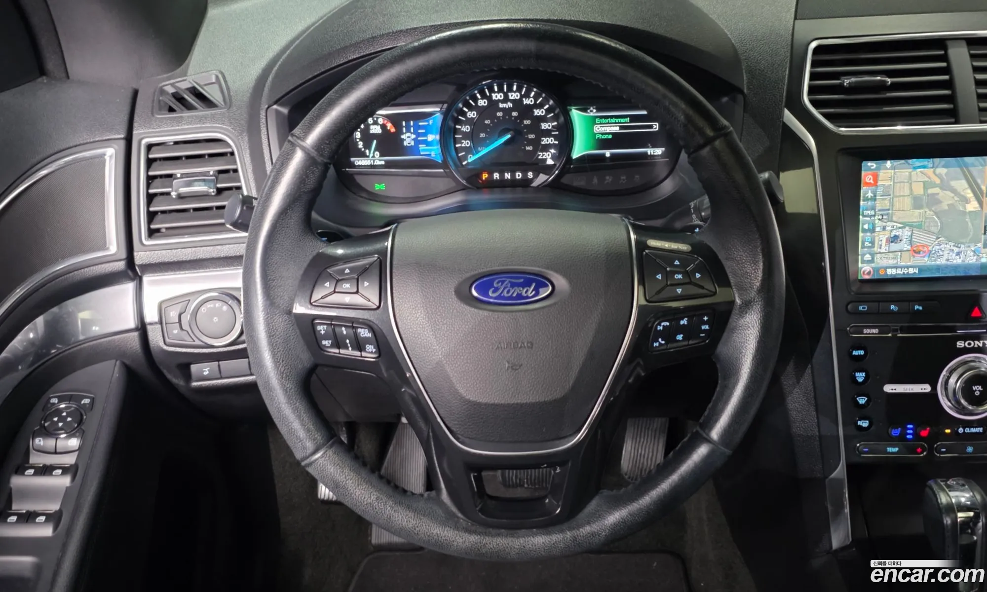 Ford Explorer 2017 1FM5K8F8XHGC71724 — 2