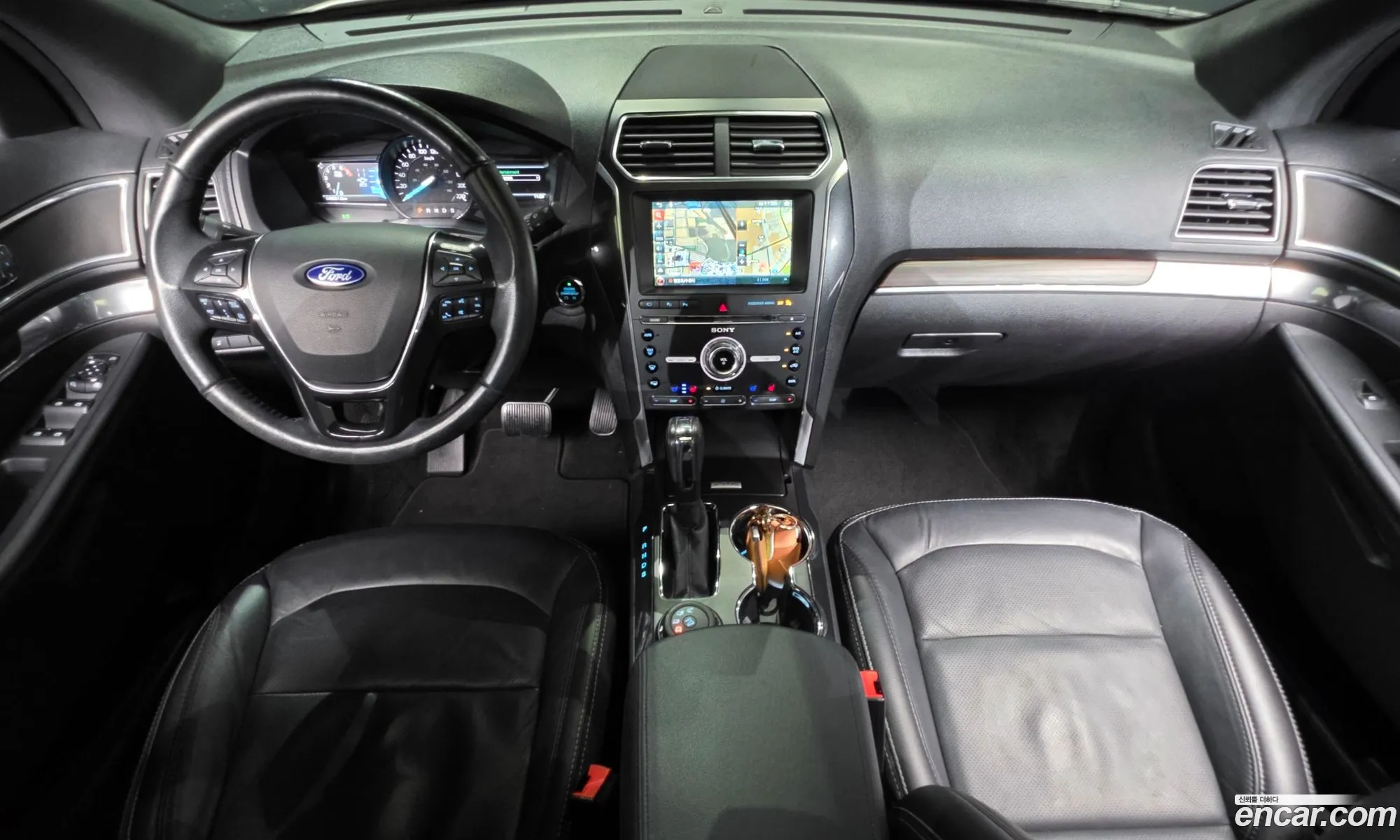Ford Explorer 2017 1FM5K8F8XHGC71724 — 11