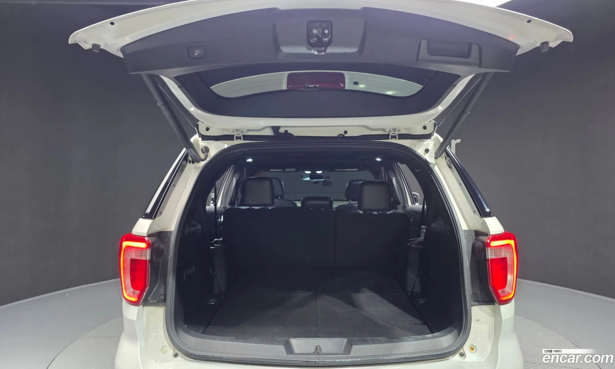Ford Explorer 2017 1FM5K8F8XHGC71724 — 3