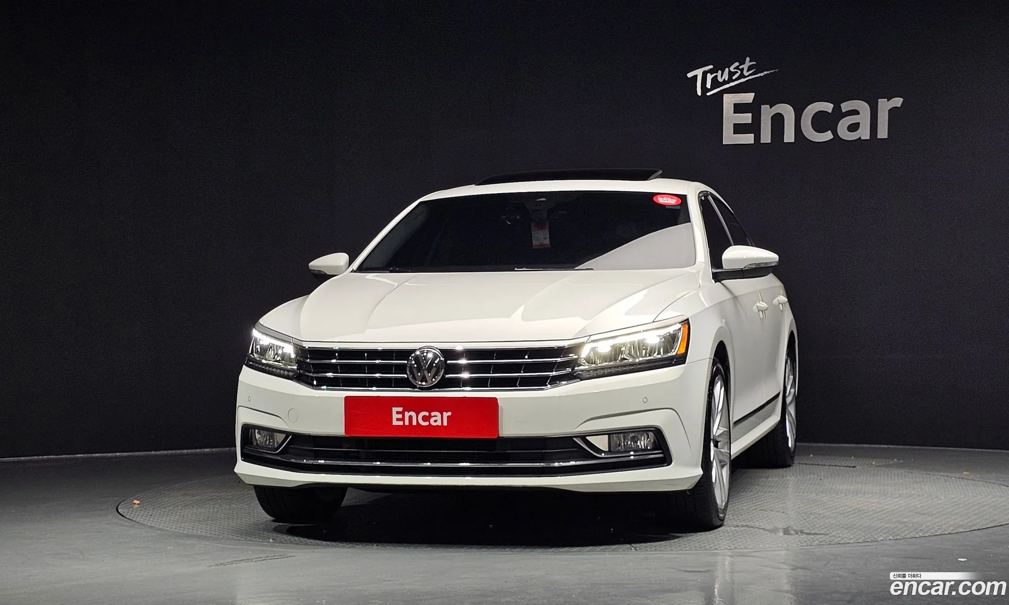 Volkswagen Passat 2018 — 2