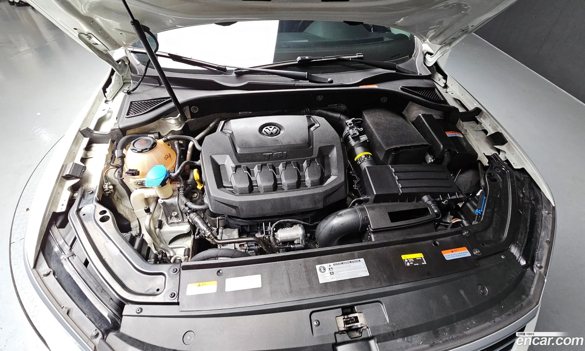 Volkswagen Passat 2018 — 12