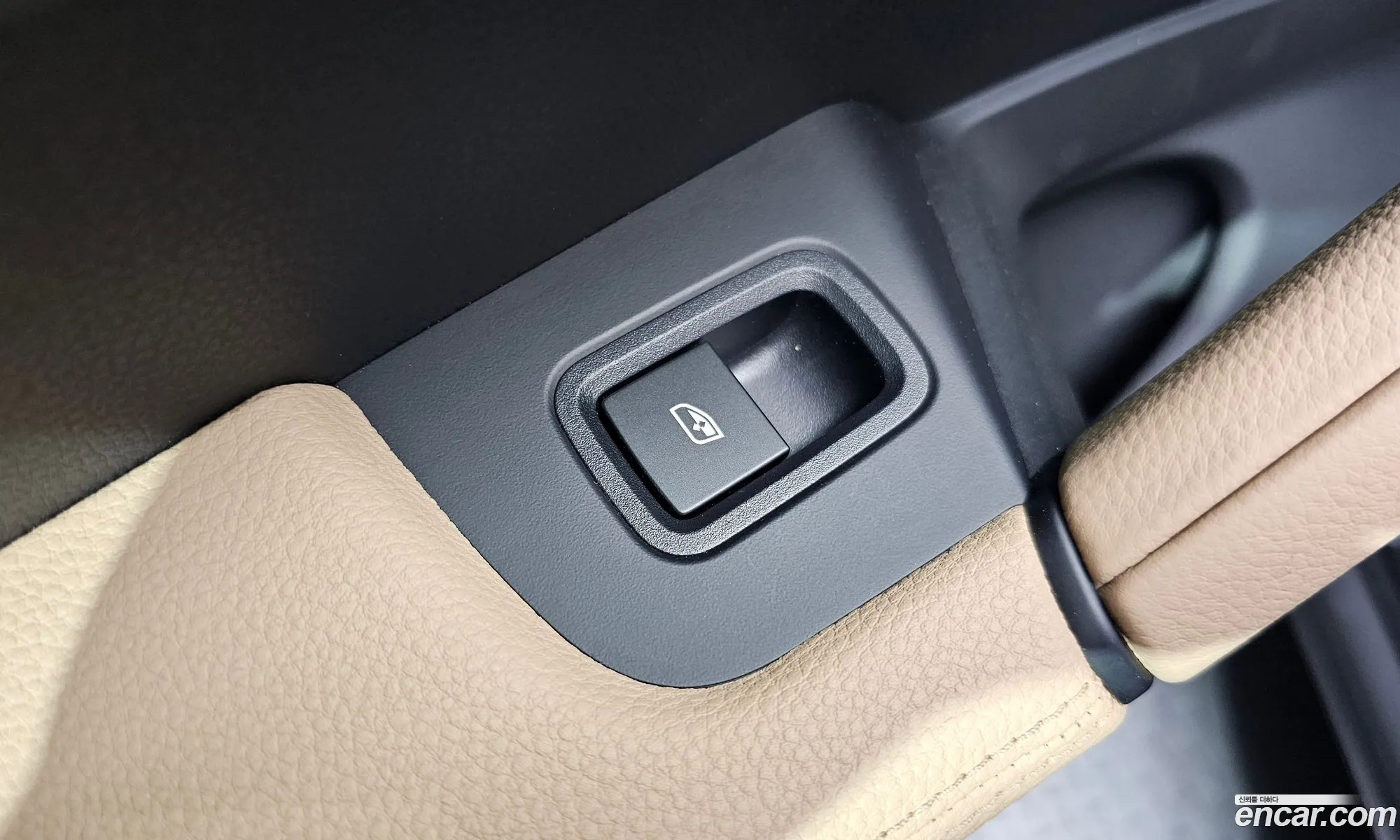 Porsche Cayenne 2025 WP1BA29Y4SDA55393 — 4