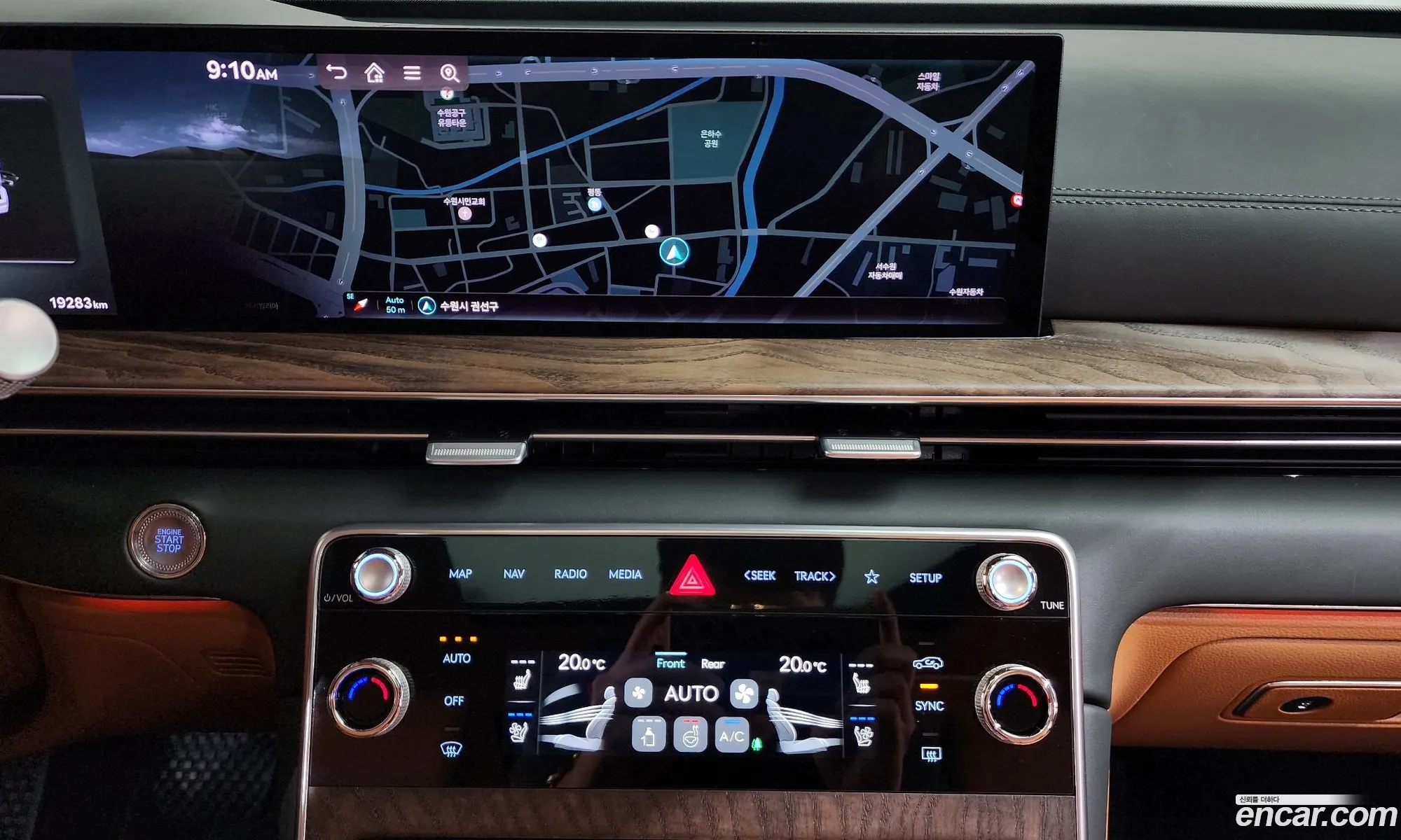 Genesis GV80 2024 KMTHC81CDRU189664 — 10