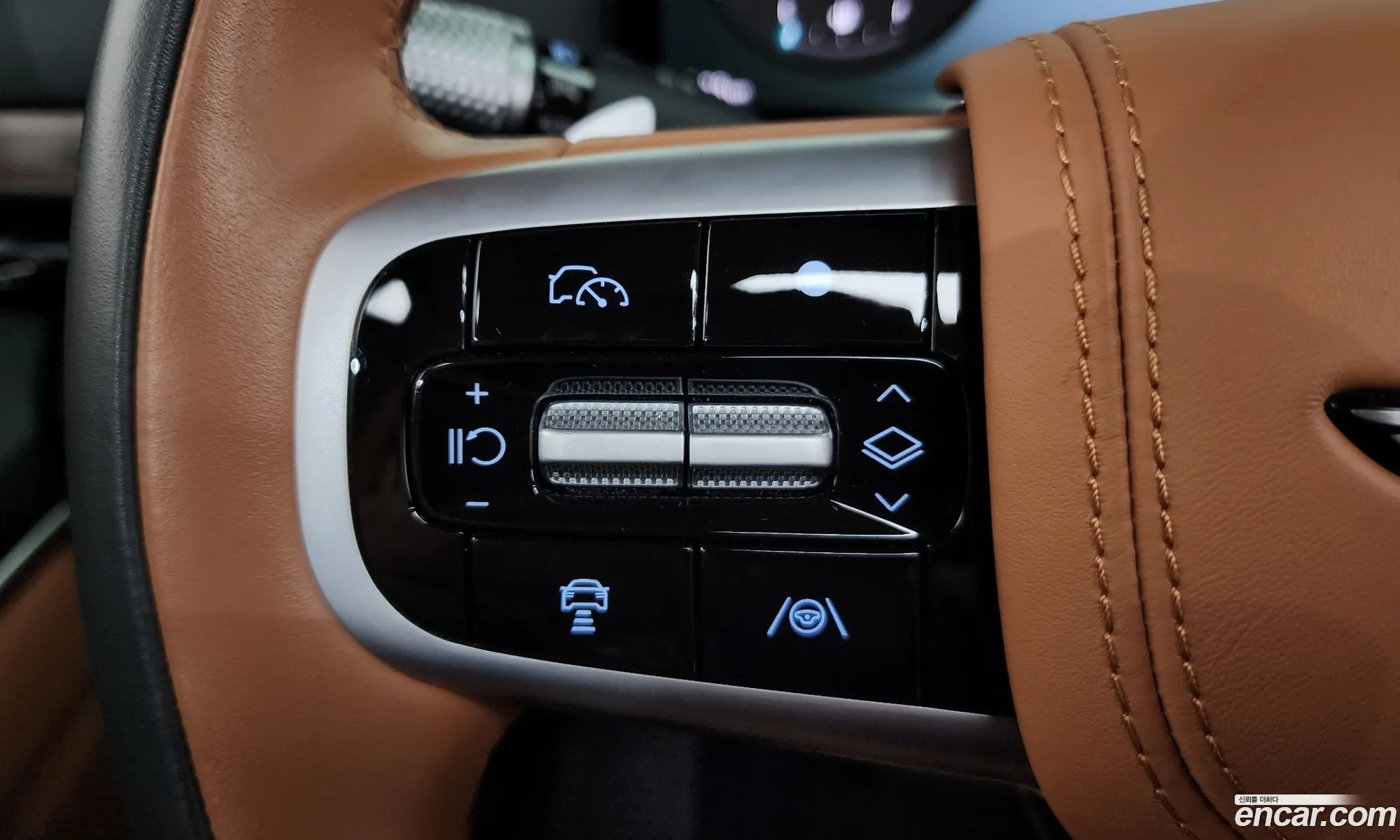 Genesis GV80 2024 KMTHC81CDRU189664 — 9