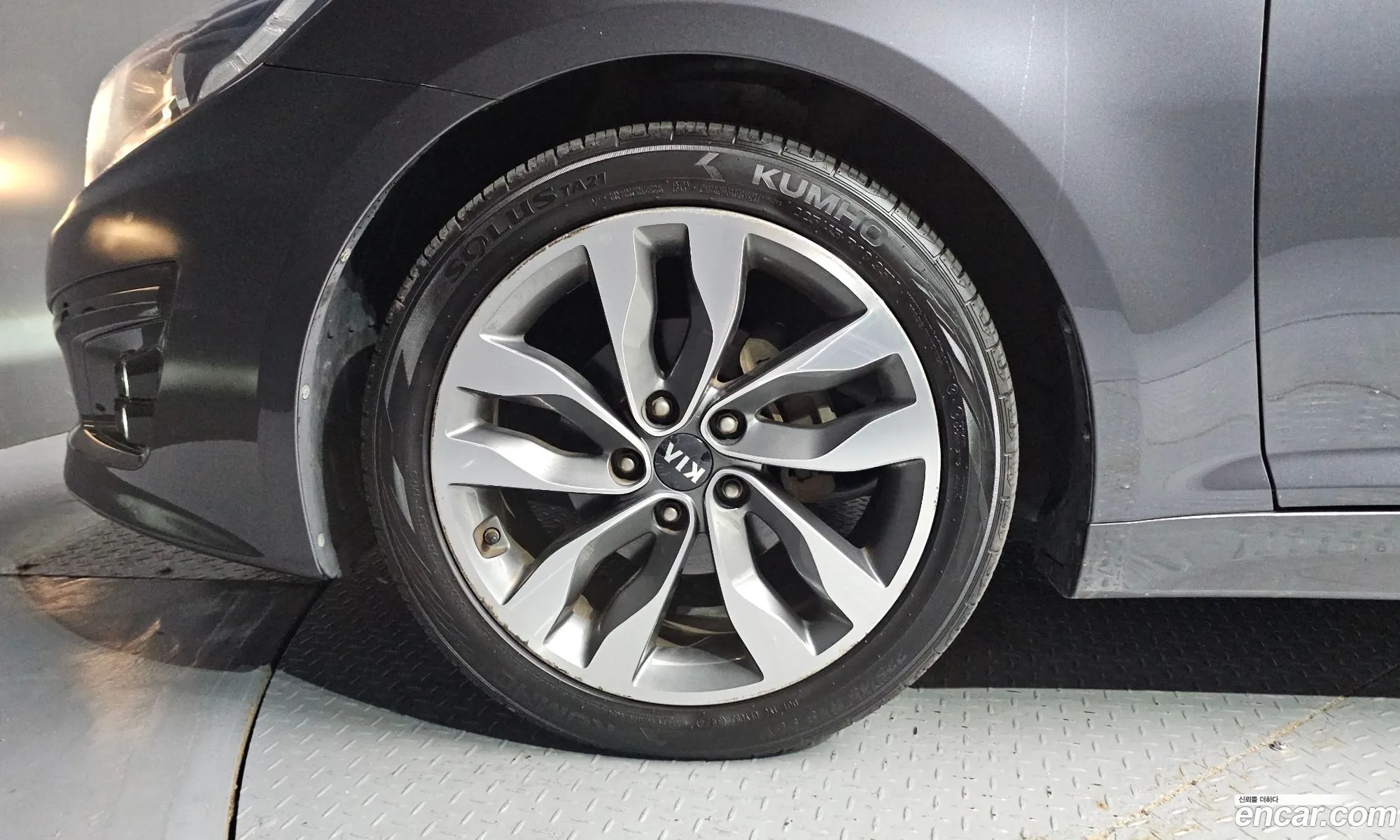 Kia K5 2015 KNAGM419BFA600373 — 28