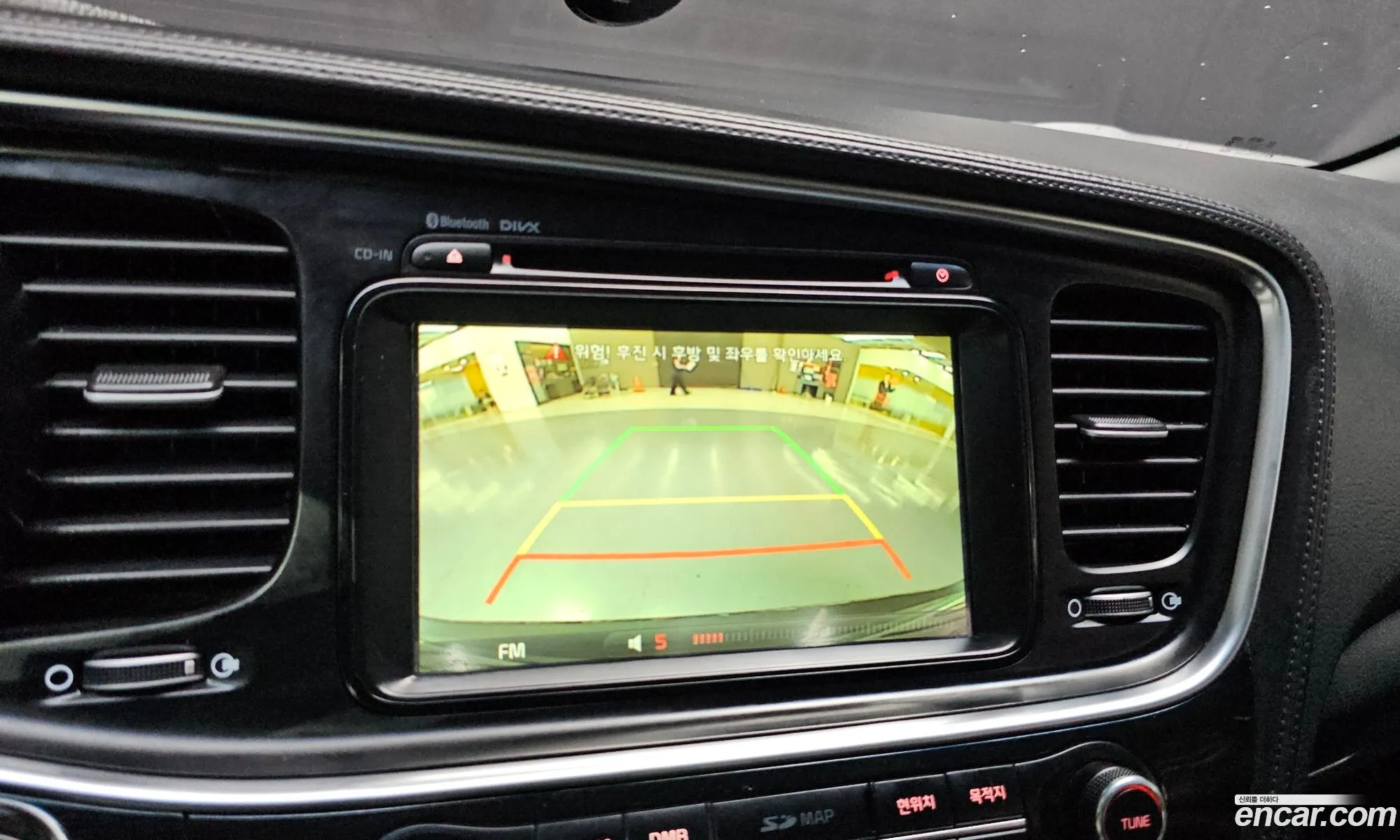 Kia K5 2015 KNAGM419BFA600373 — 12