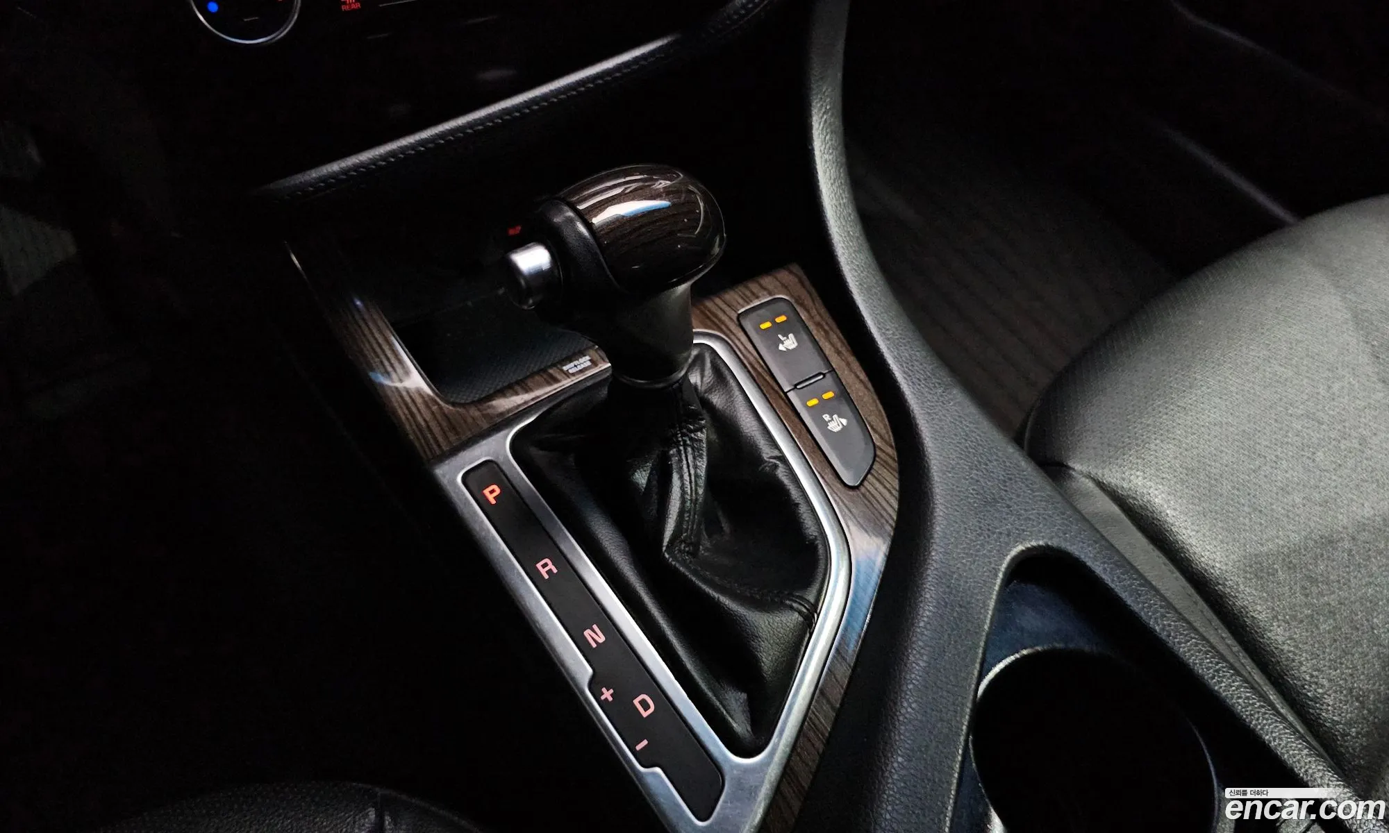 Kia K5 2015 KNAGM419BFA600373 — 10