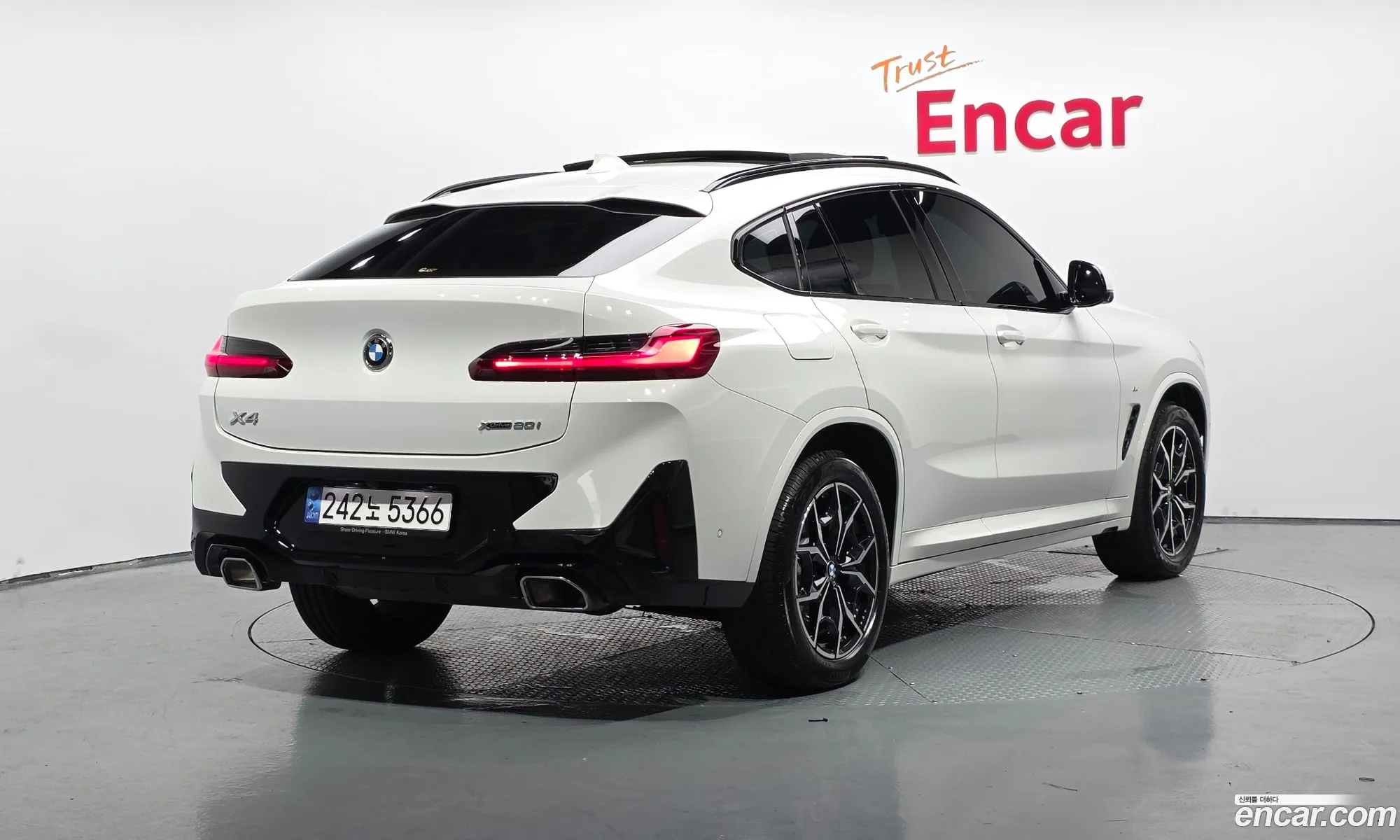 BMW X4 2023 — 17